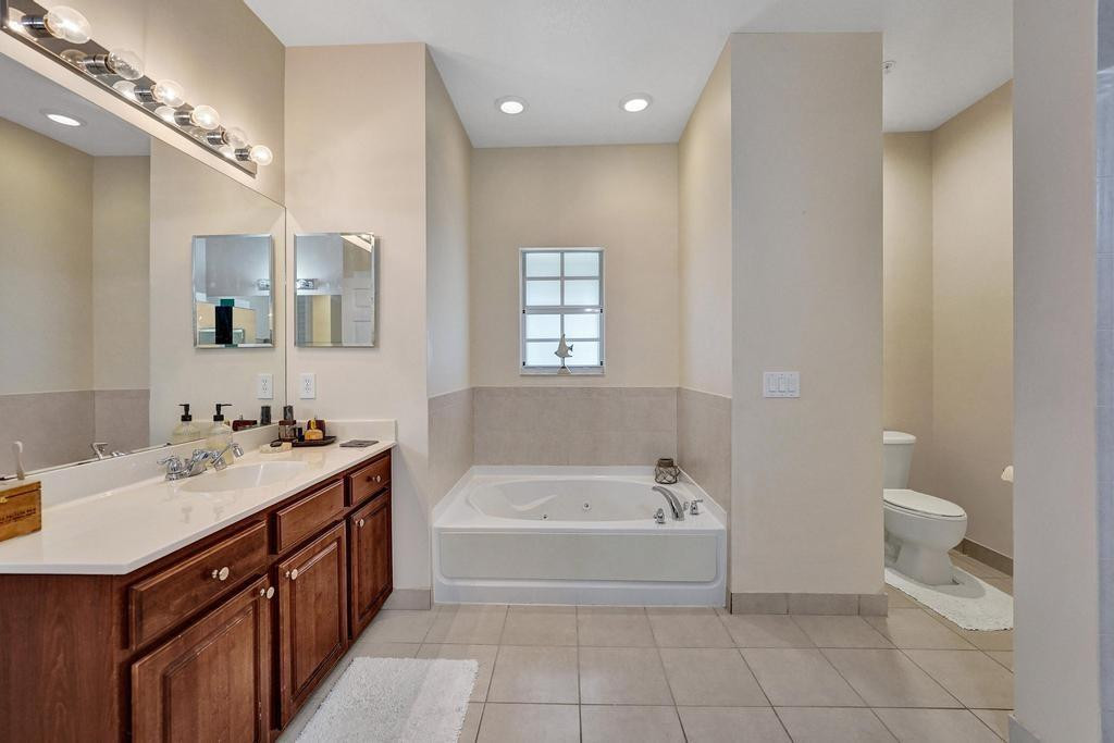 184 SW 6th Court 184