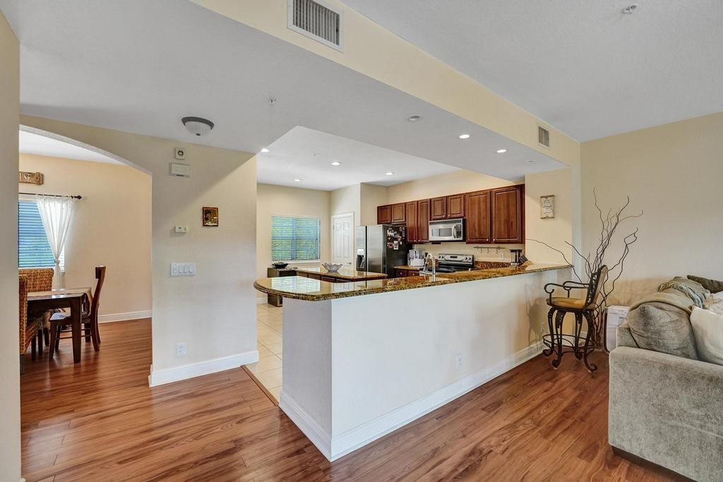 184 SW 6th Court 184