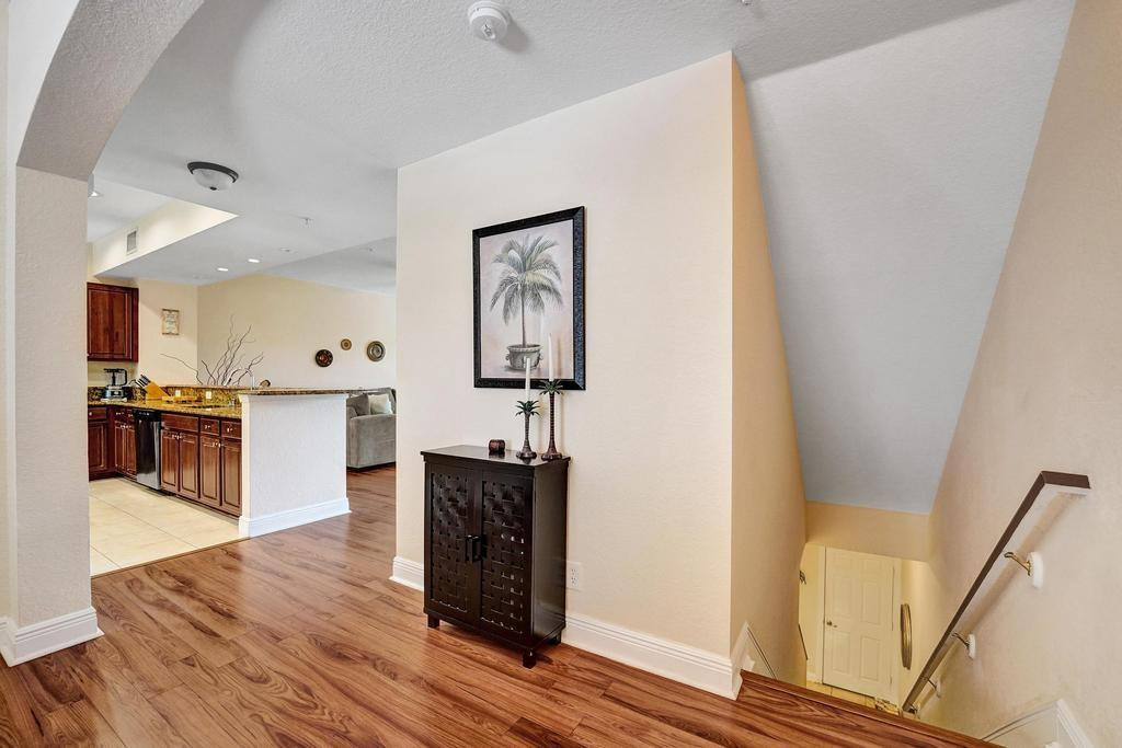 184 SW 6th Court 184