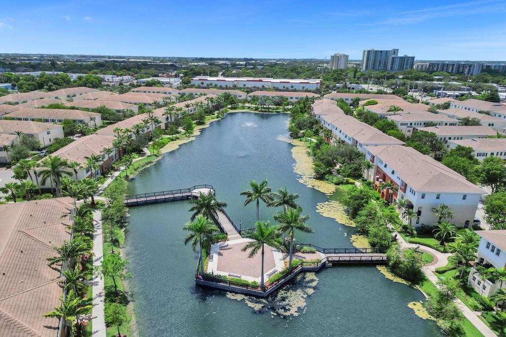 184 SW 6th Court 184