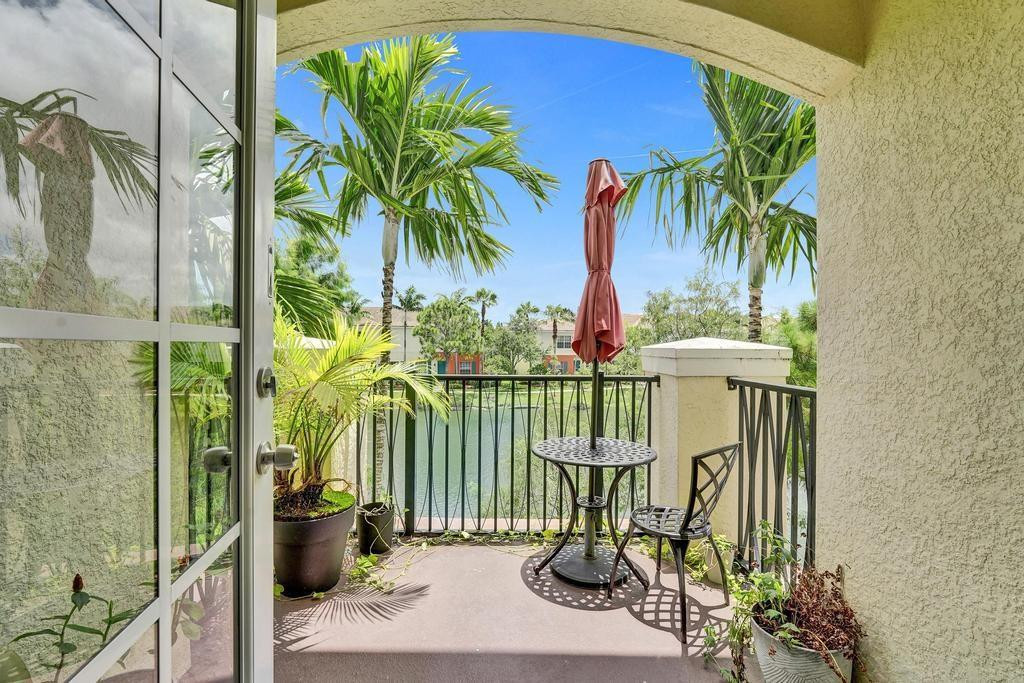 184 SW 6th Court 184