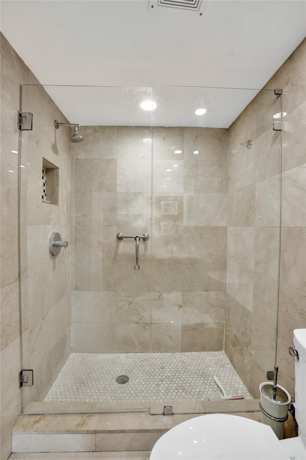 1361 S Ocean Boulevard 210