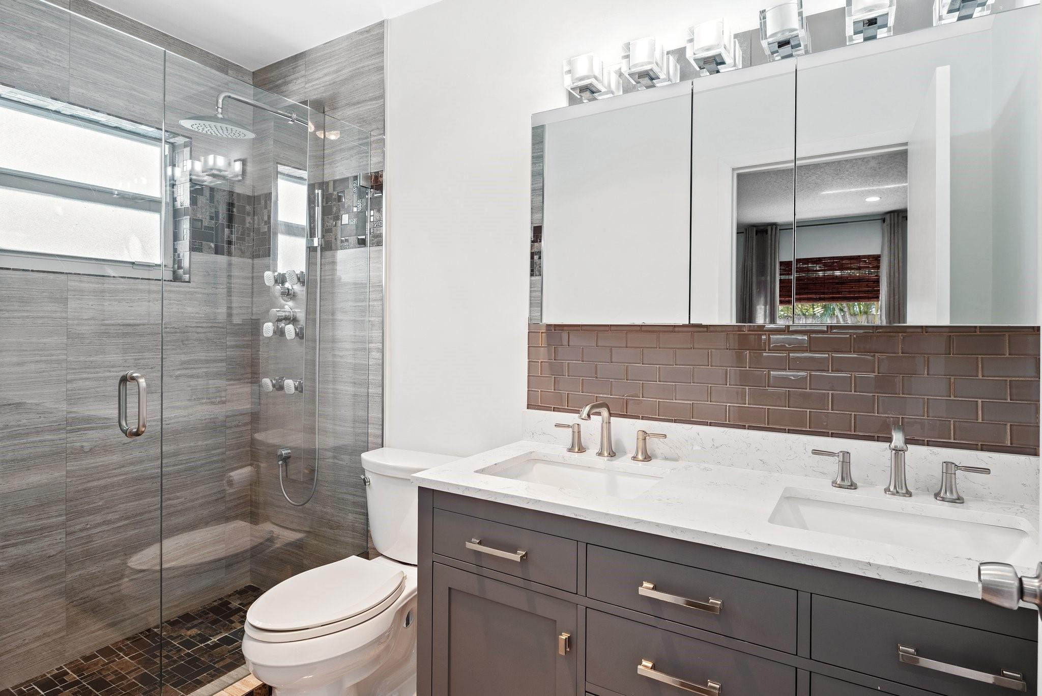 2200 NE 36th Street 1