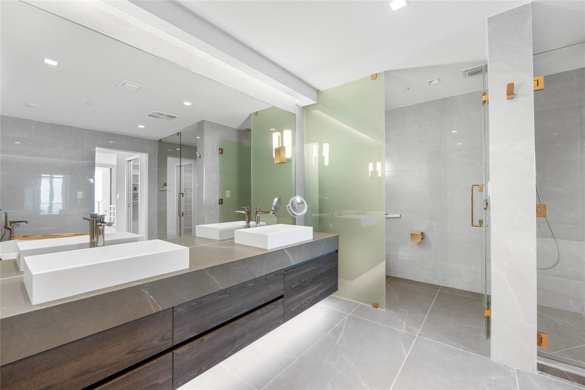 1116 N Ocean Boulevard 904