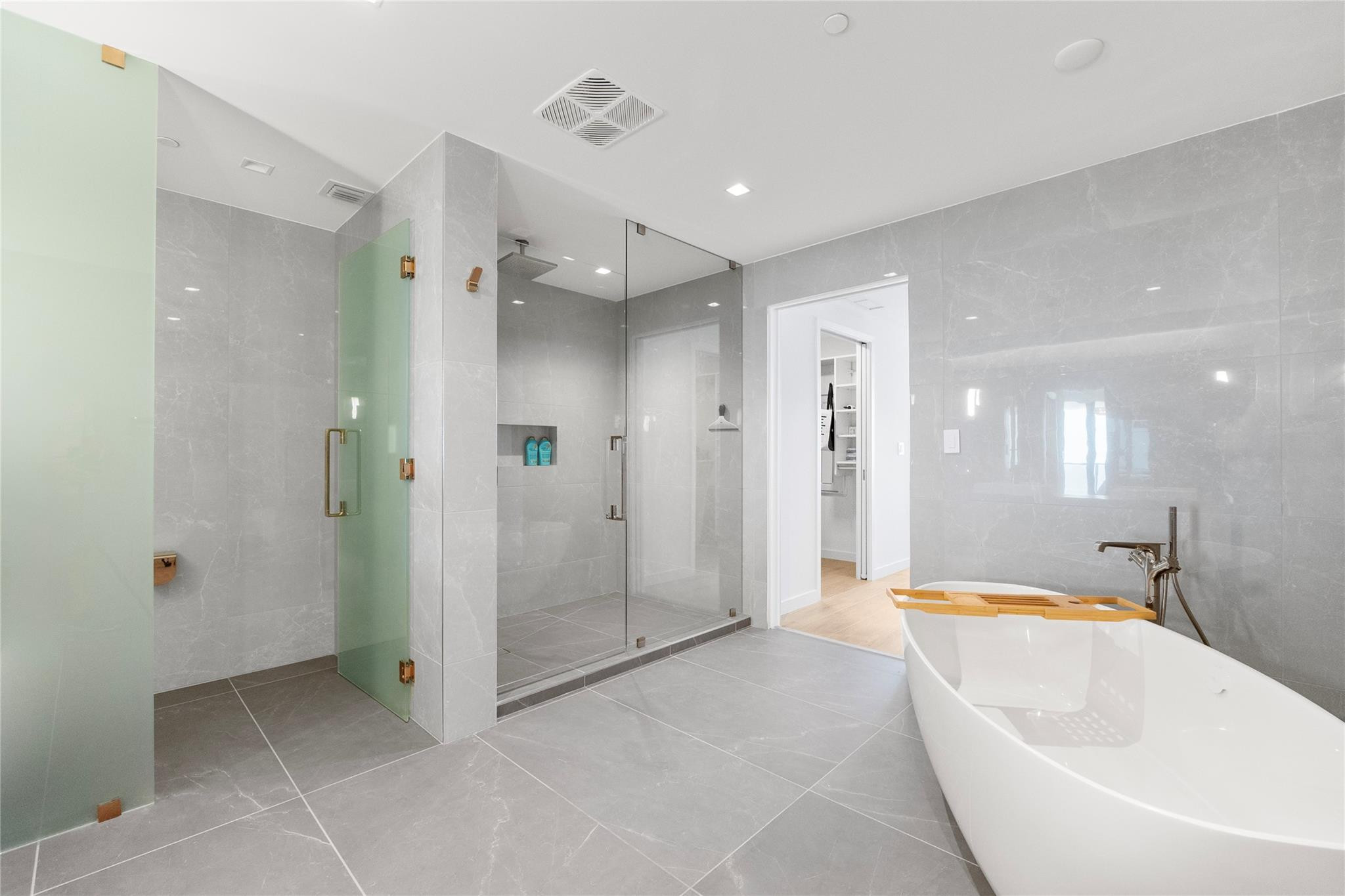 1116 N Ocean Boulevard 904