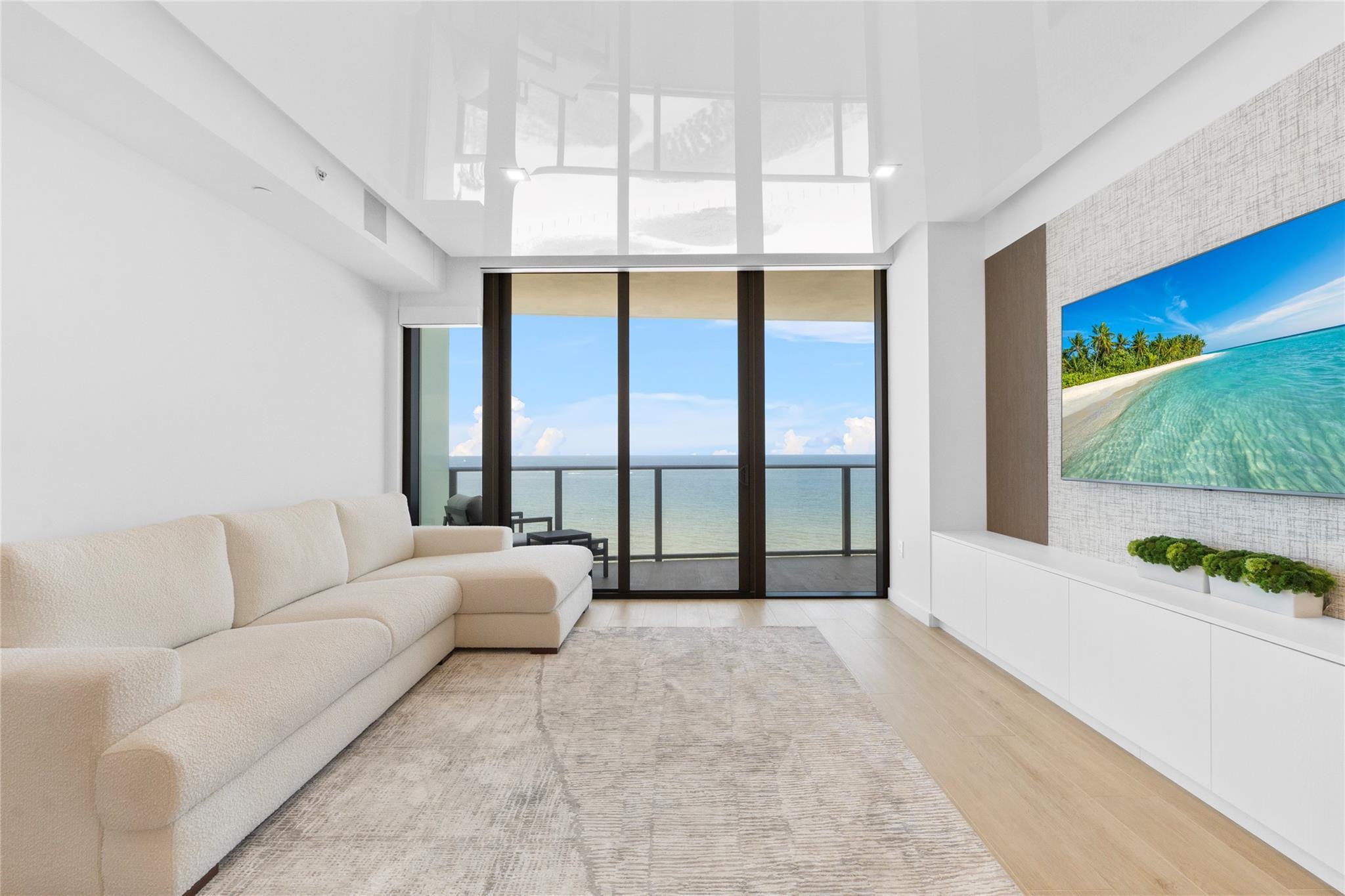 1116 N Ocean Boulevard 904