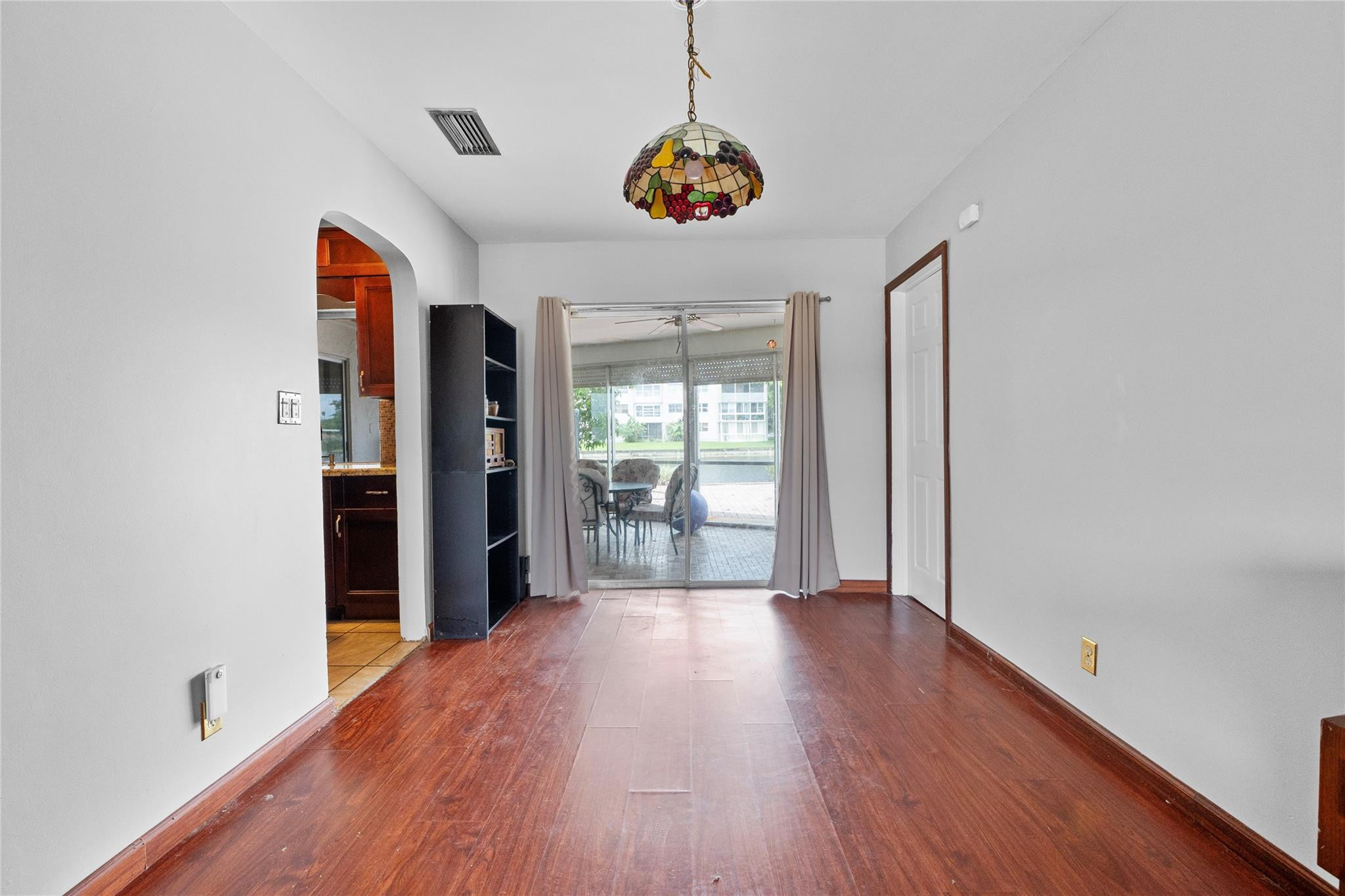 9505 NW 67 Street