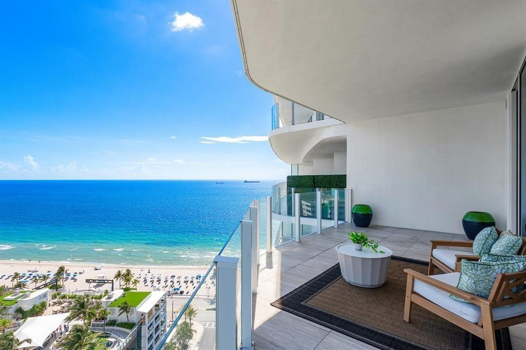 525 Ft Lauderdale Beach 1804