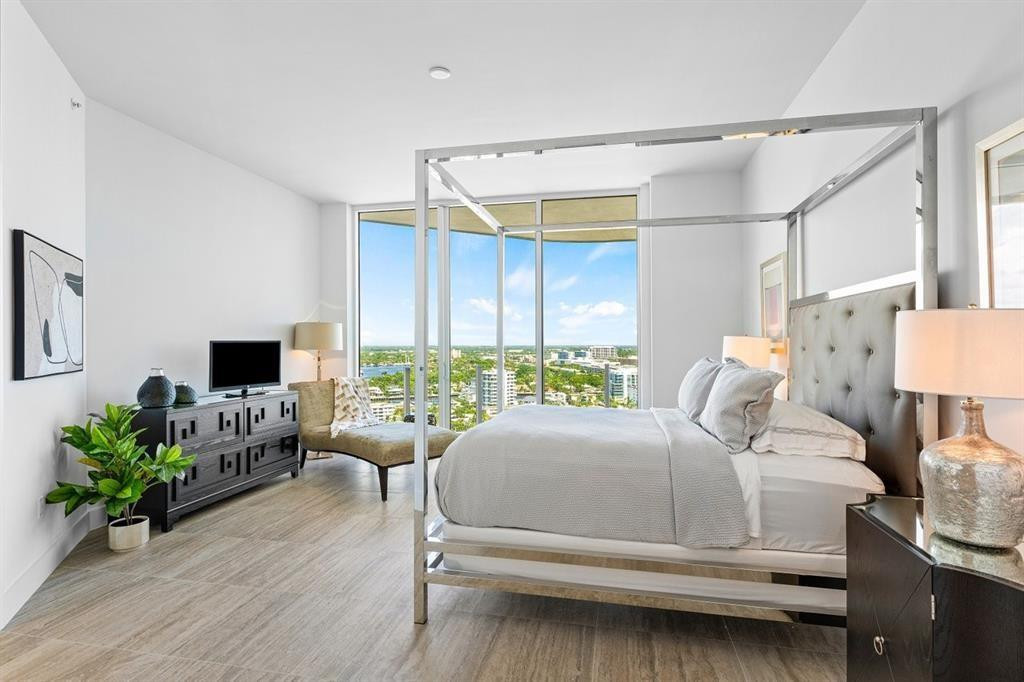 525 Ft Lauderdale Beach 1804