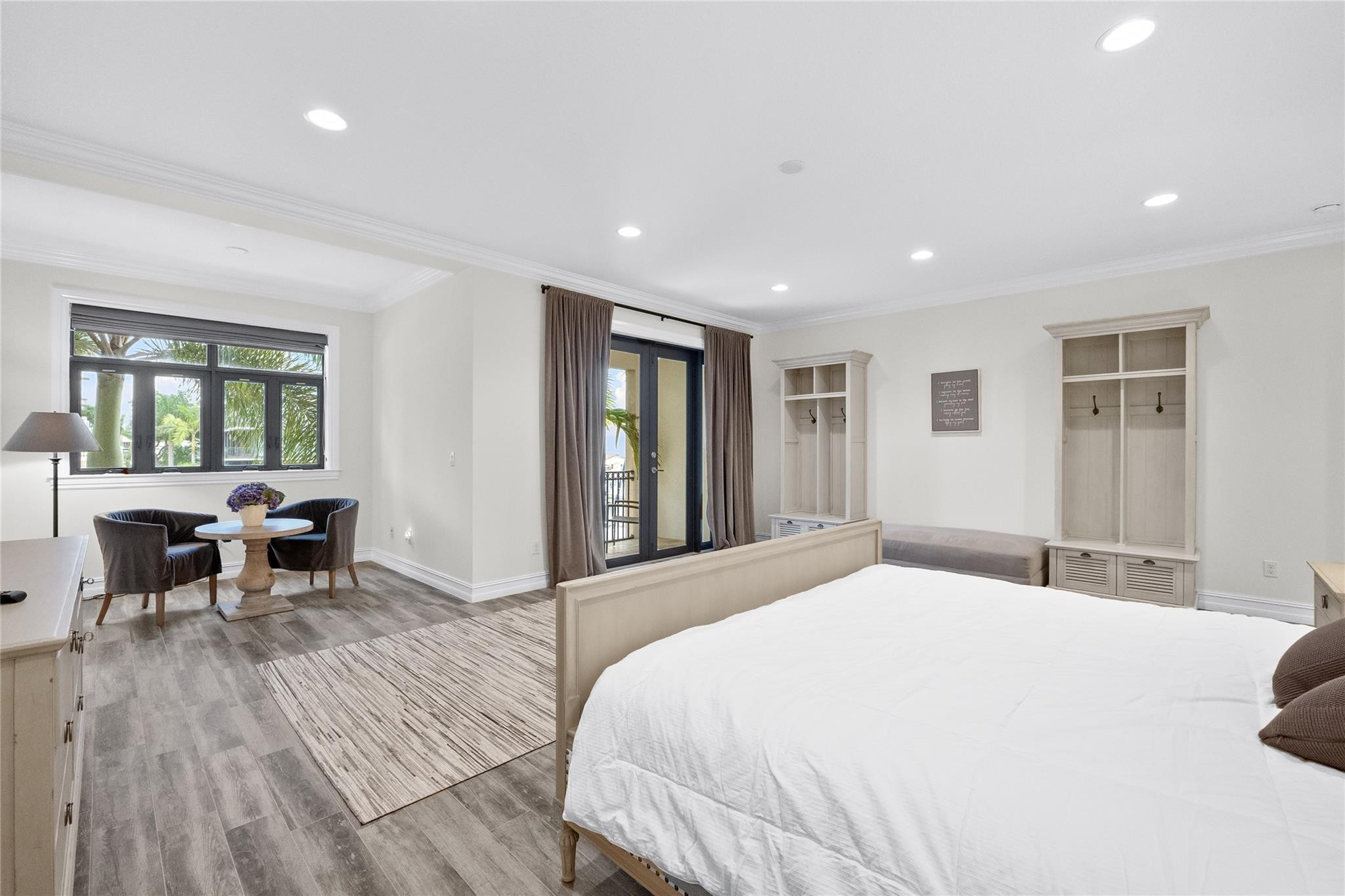 105 Isle Of Venice Drive 105