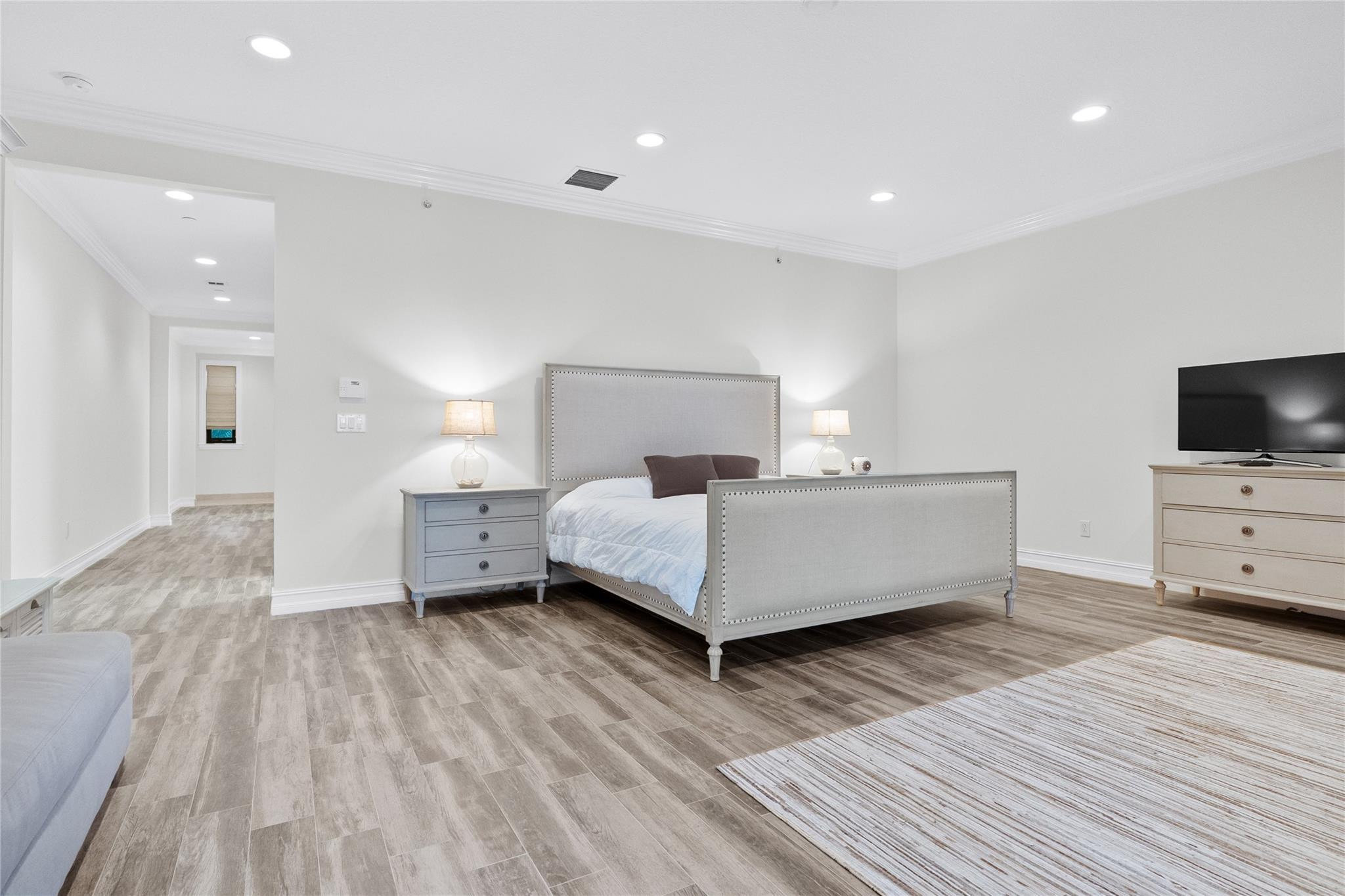 105 Isle Of Venice Drive 105