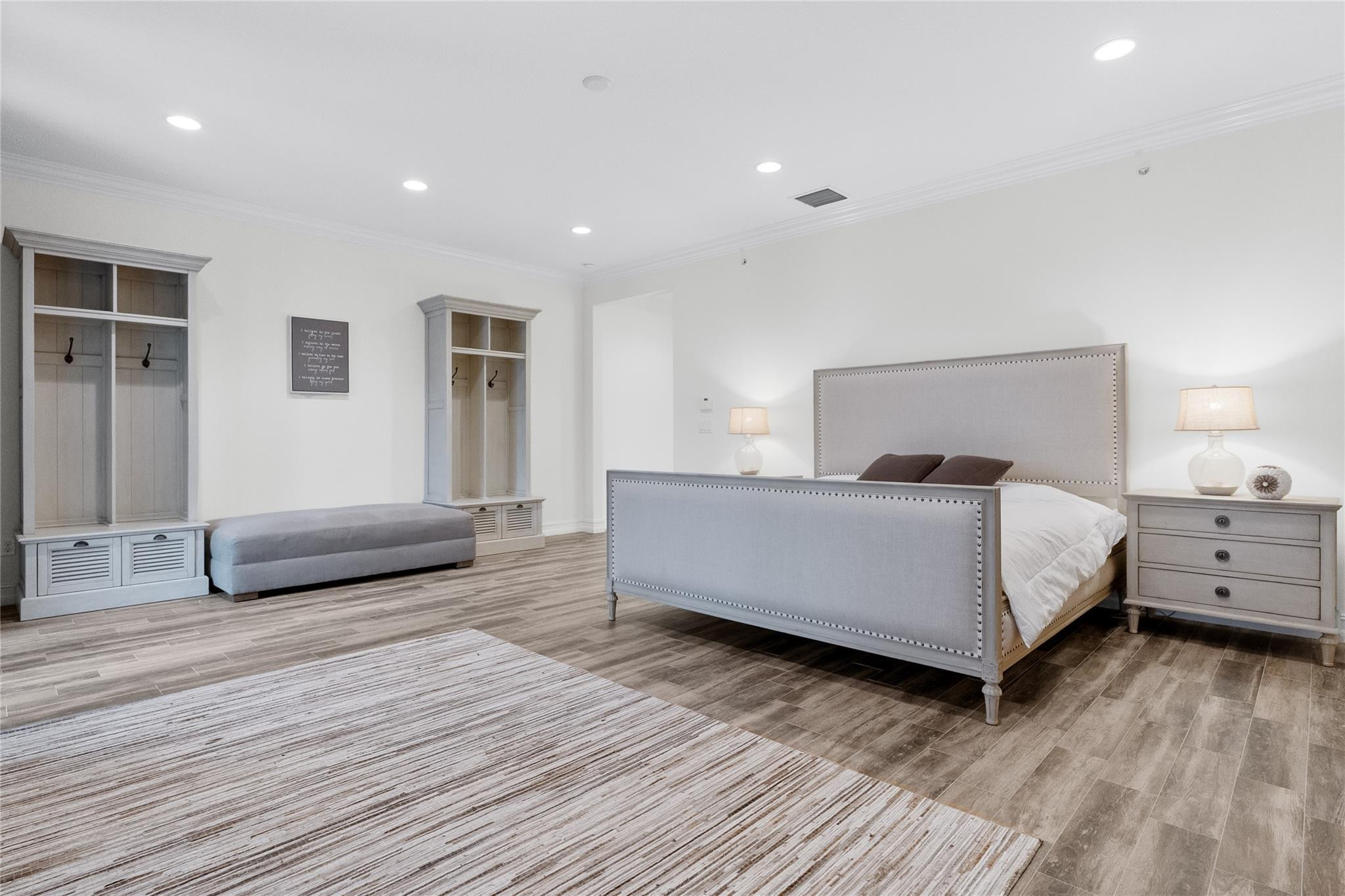 105 Isle Of Venice Drive 105