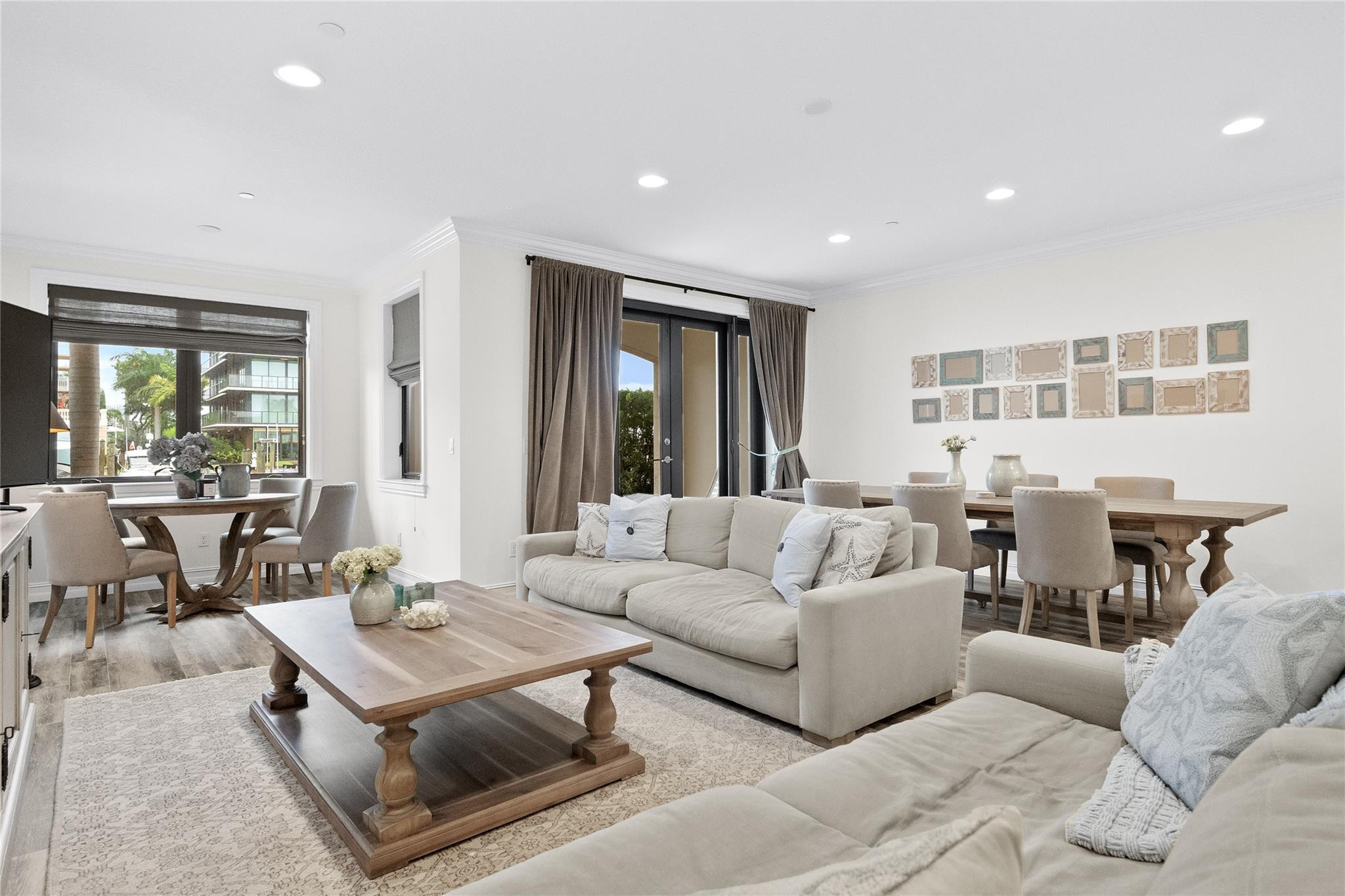 105 Isle Of Venice Drive 105