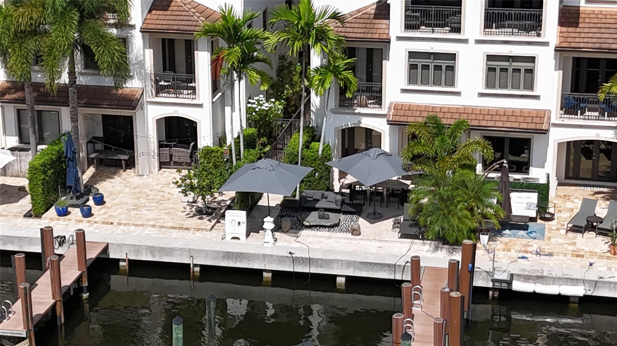 105 Isle Of Venice Drive 105
