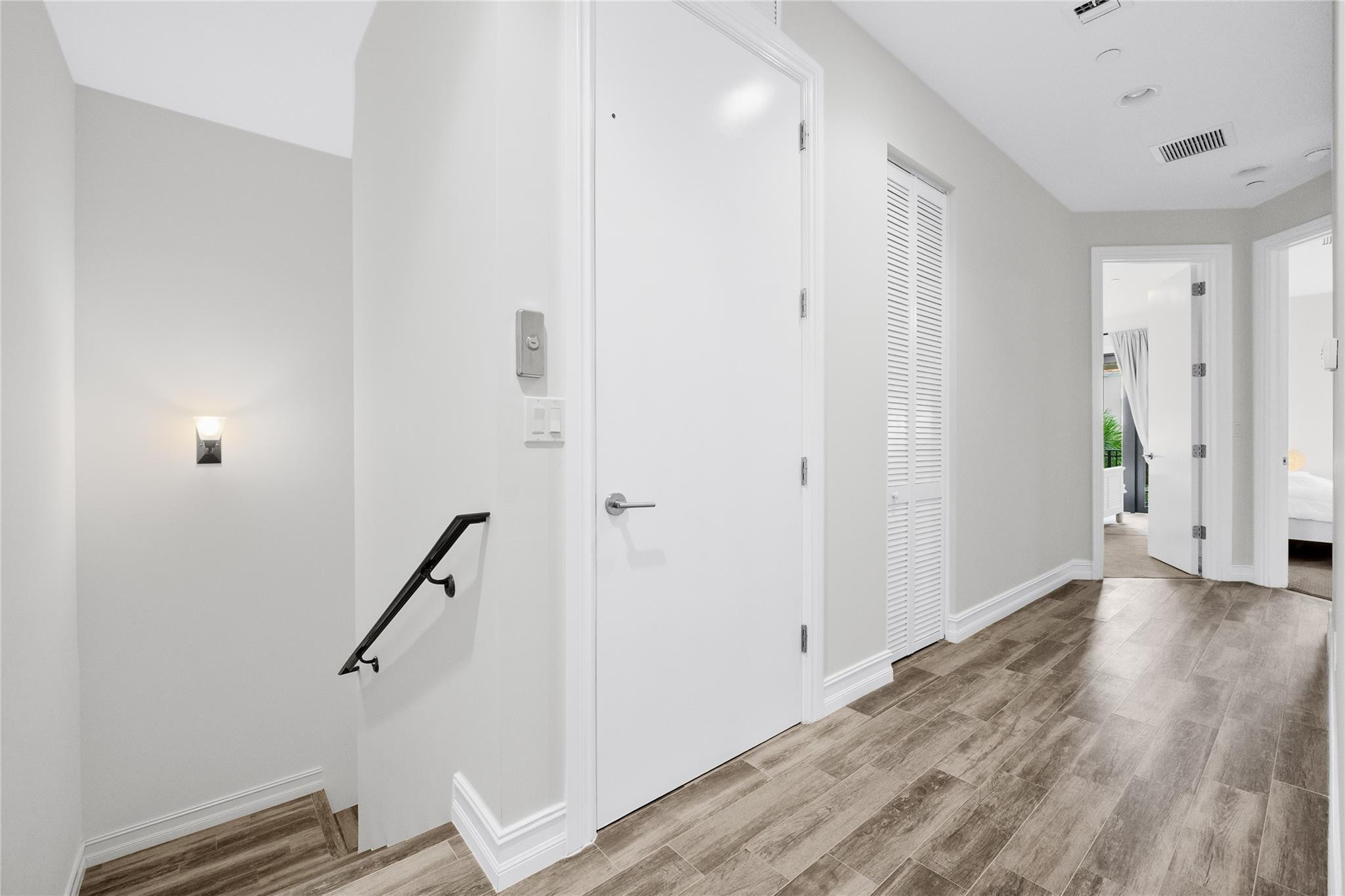 105 Isle Of Venice Drive 105