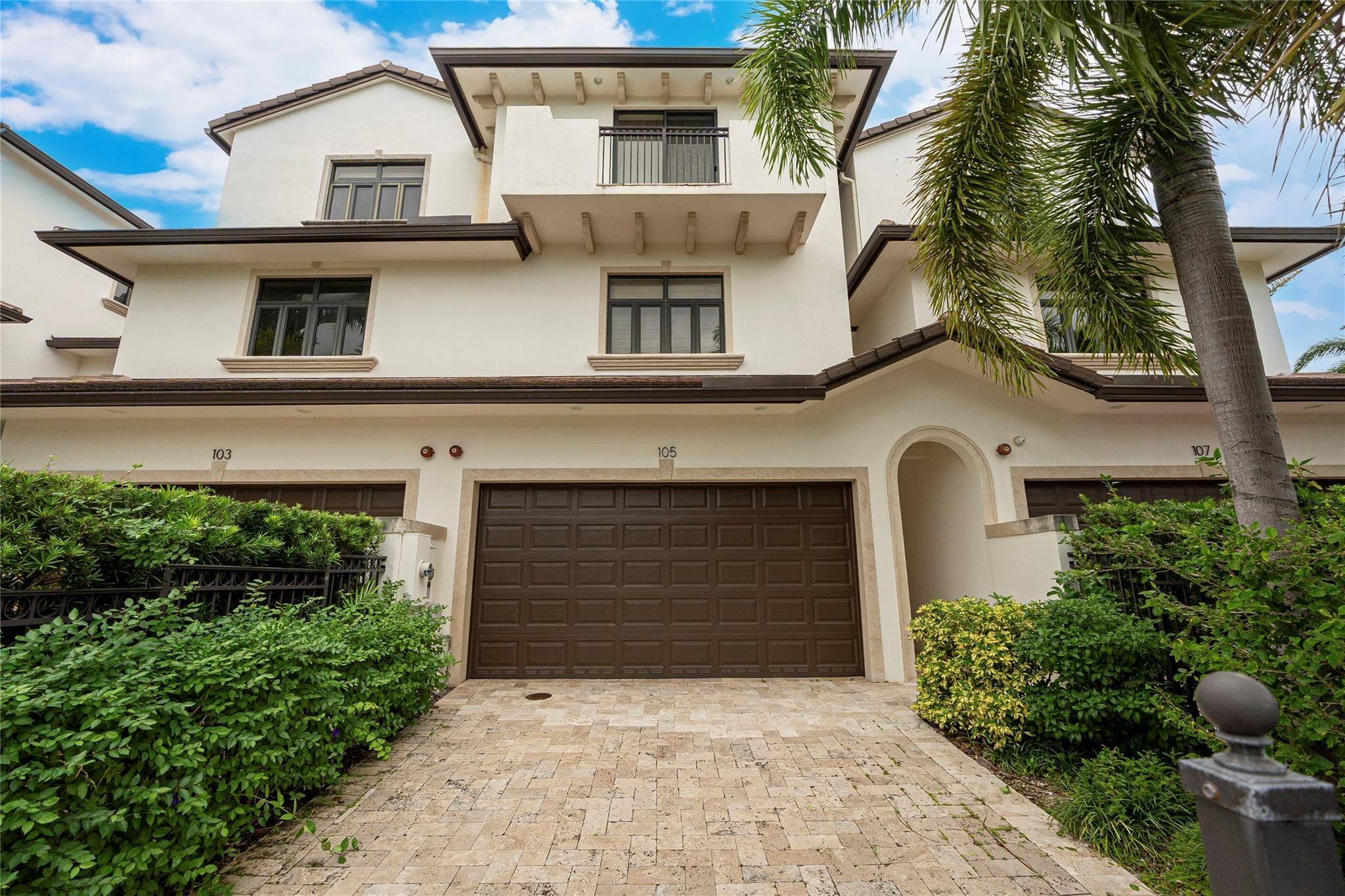 105 Isle Of Venice Drive 105