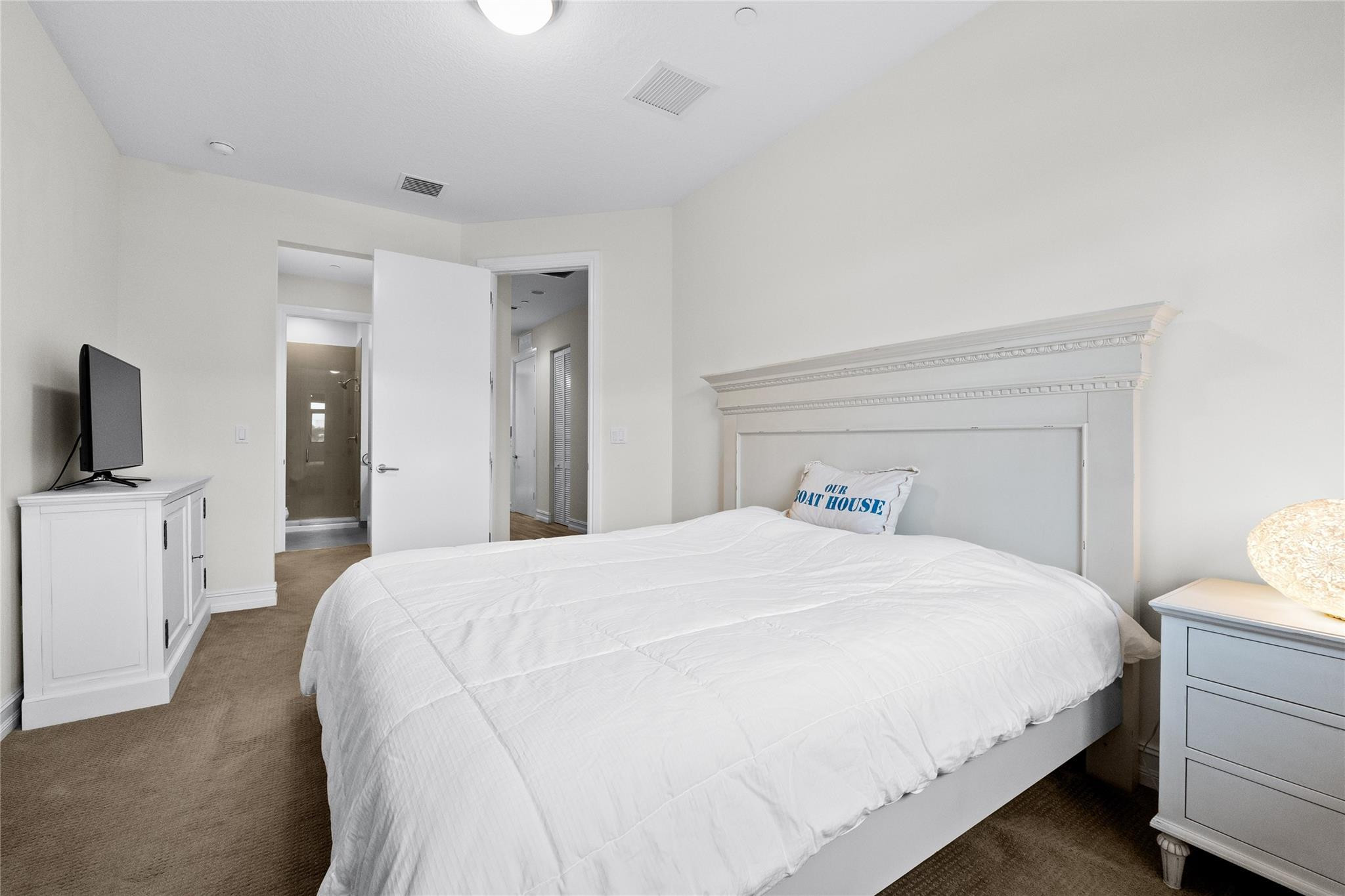 105 Isle Of Venice Drive 105