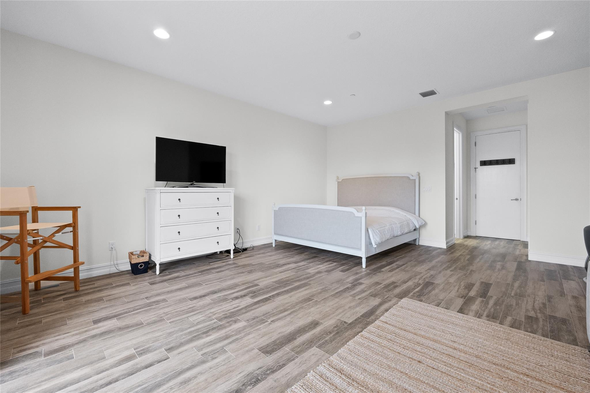 105 Isle Of Venice Drive 105