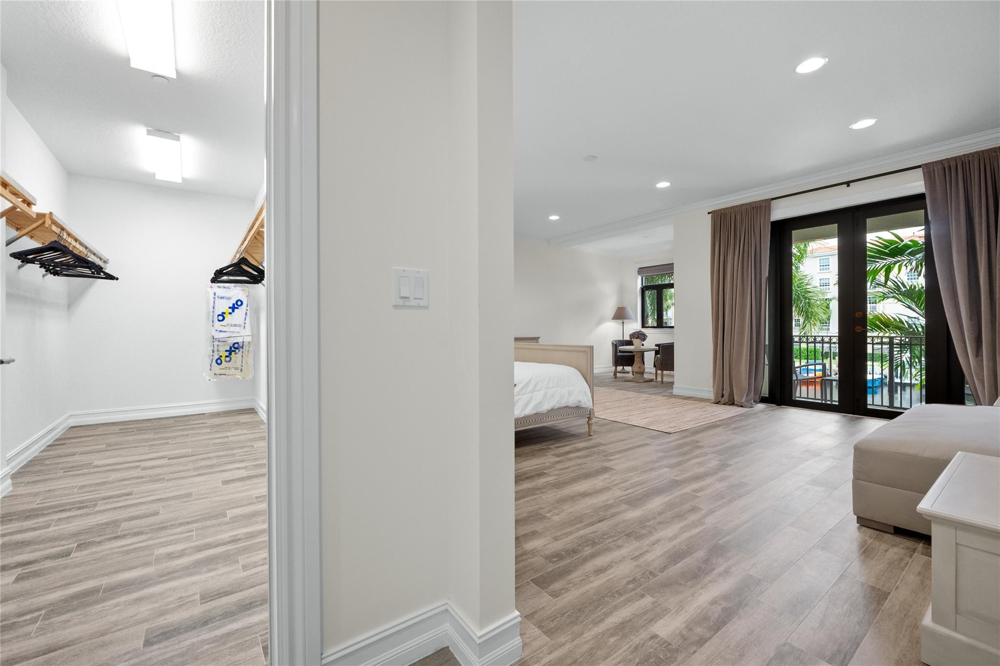 105 Isle Of Venice Drive 105