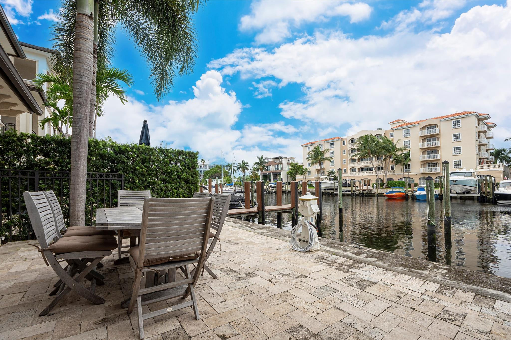 105 Isle Of Venice Drive 105