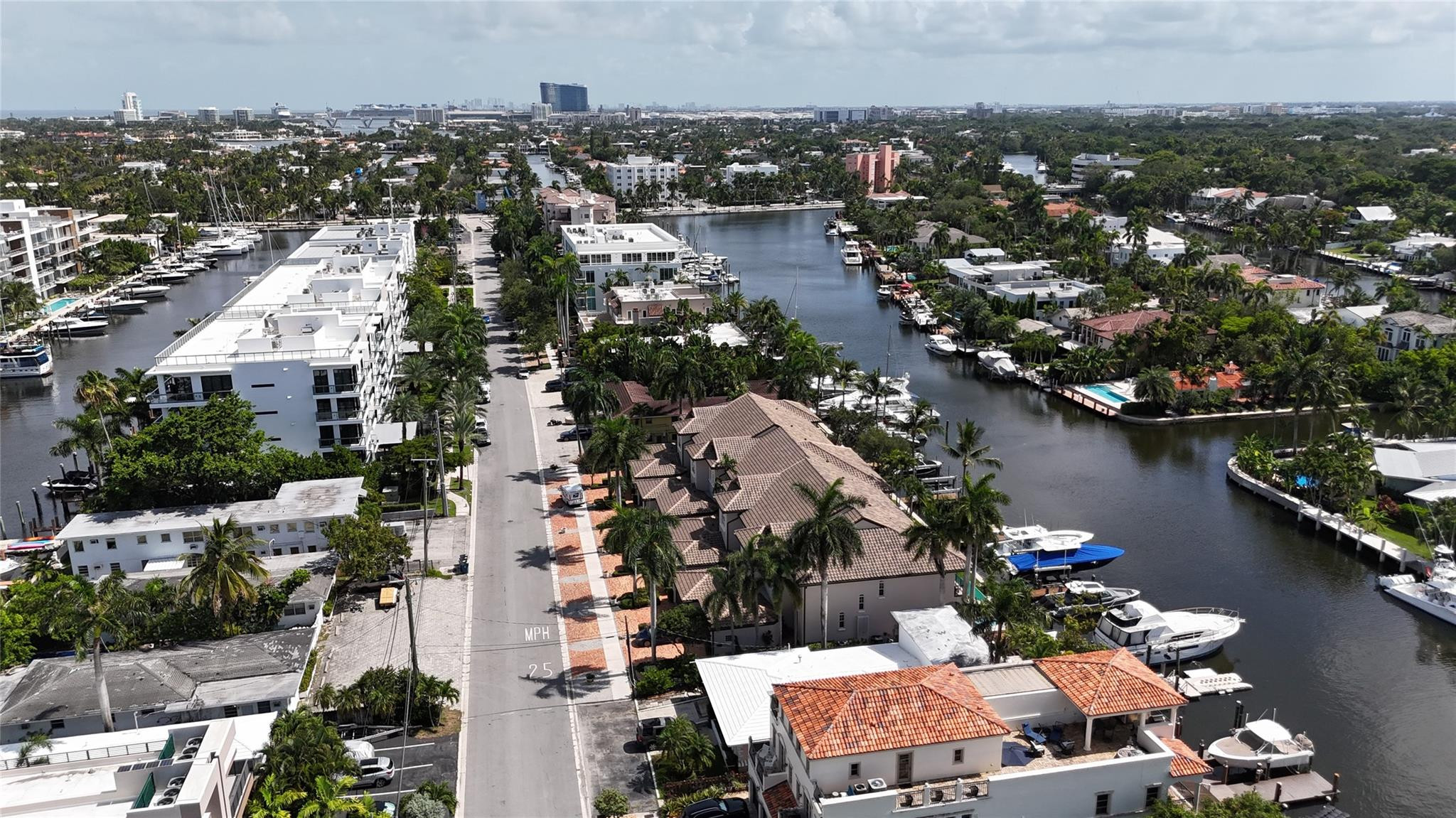 105 Isle Of Venice Drive 105
