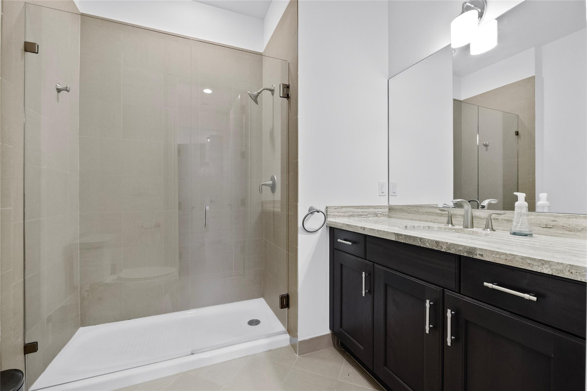 105 Isle Of Venice Drive 105