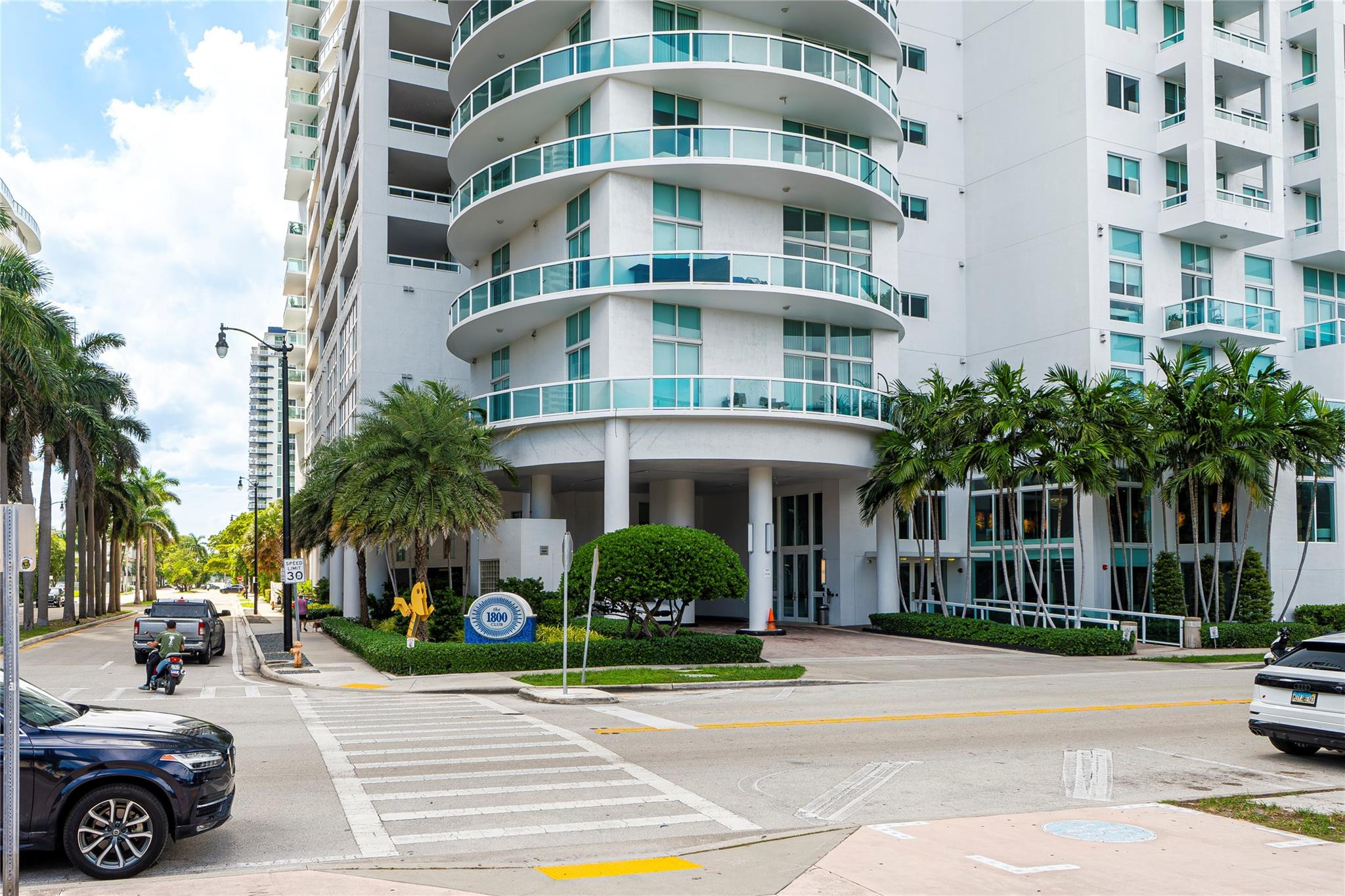 1800 N Bayshore Drive 2402