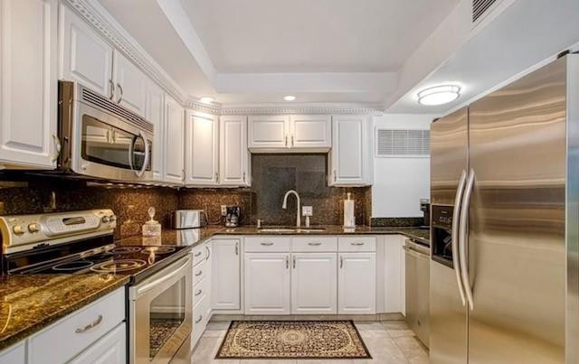 2801 NE 183rd Street 2014W