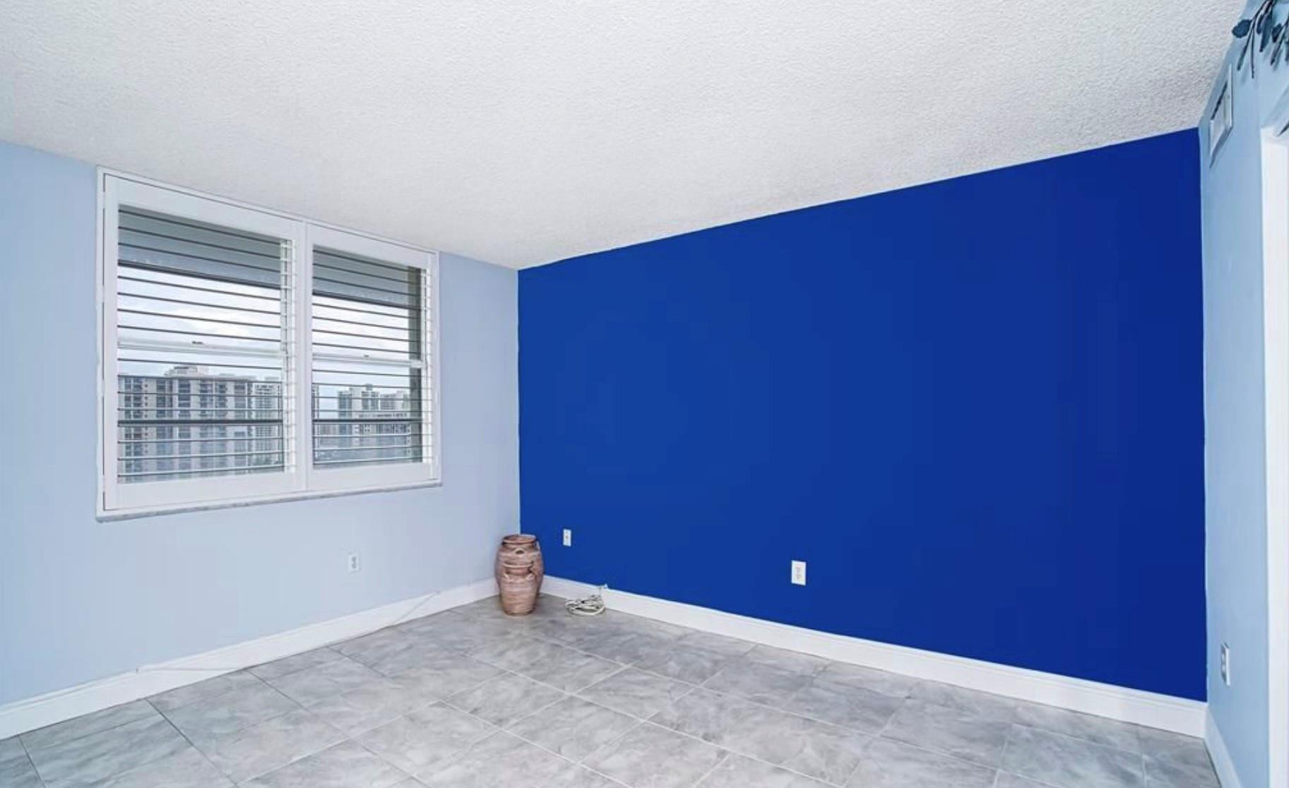 2801 NE 183rd Street 2014W