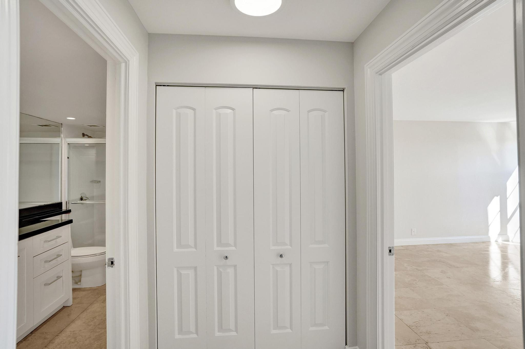 4 Royal Palm Way 503