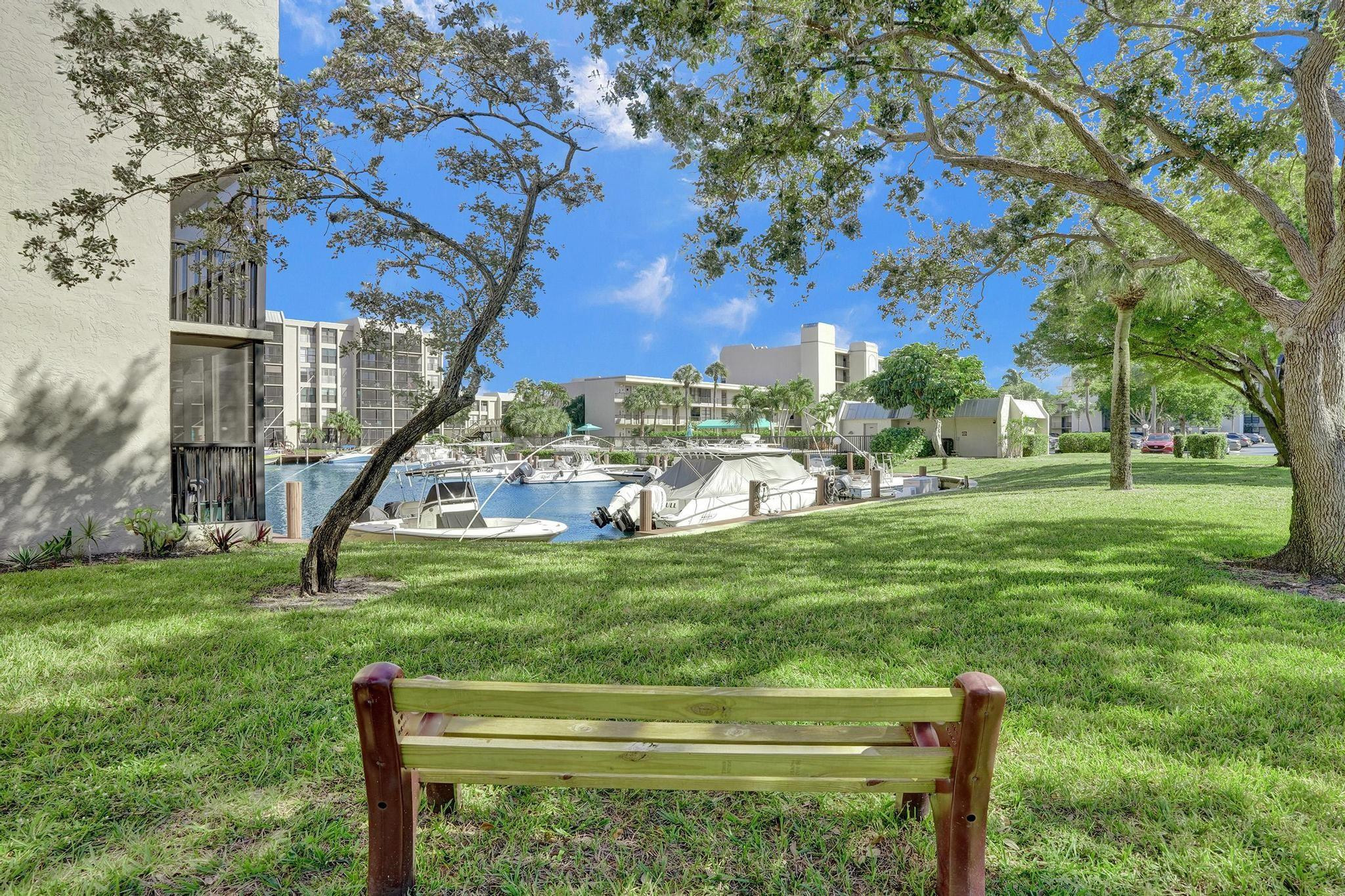 4 Royal Palm Way 503