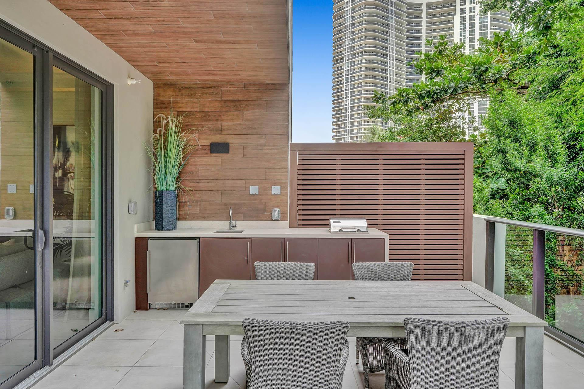 3040 N Ocean Boulevard N106