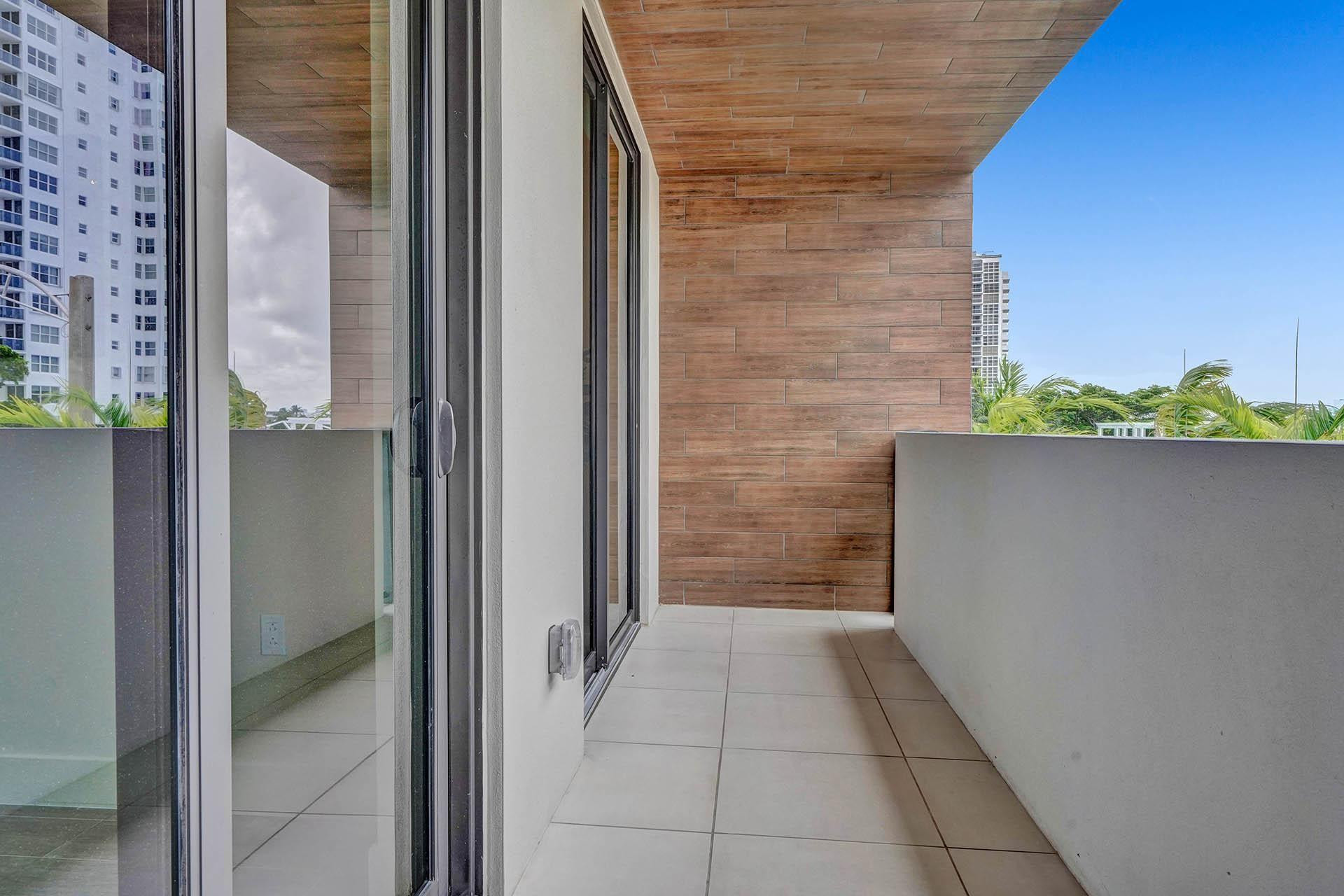 3040 N Ocean Boulevard N106