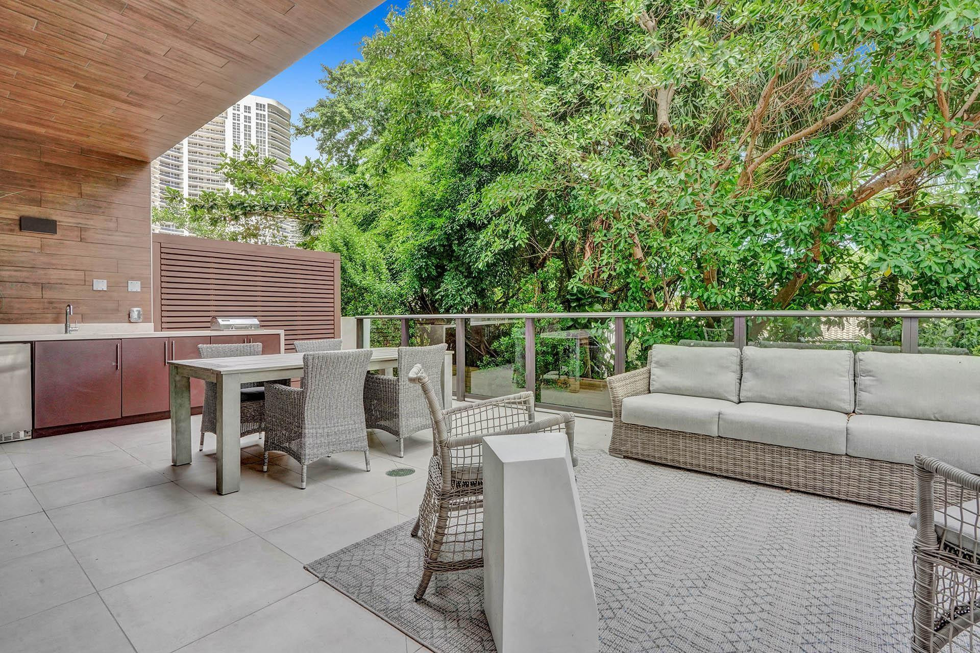 3040 N Ocean Boulevard N106