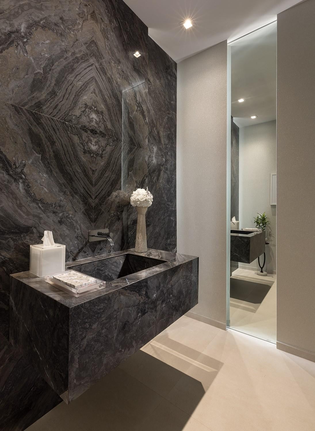 3917 Country Club Lane