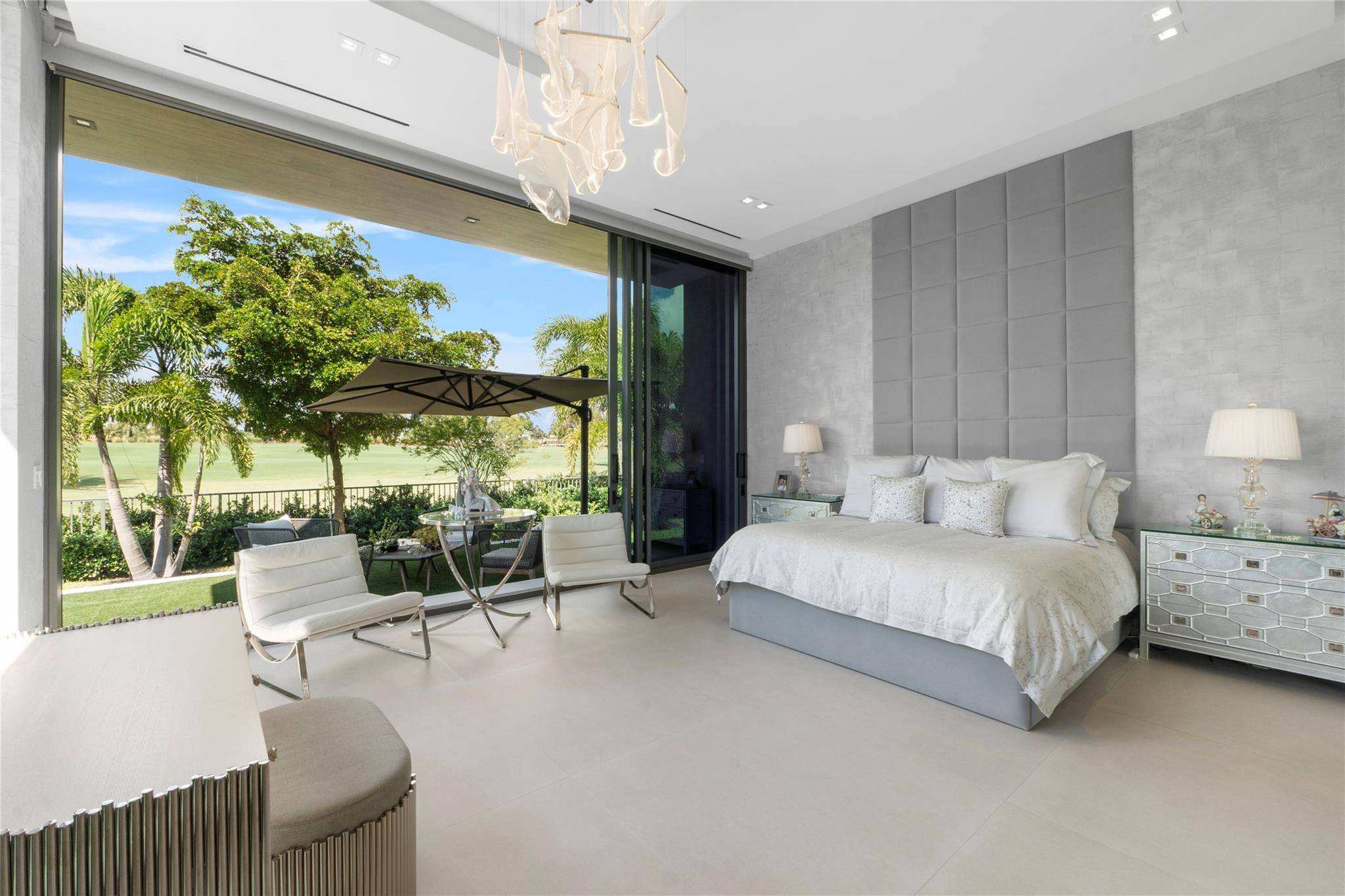 3917 Country Club Lane