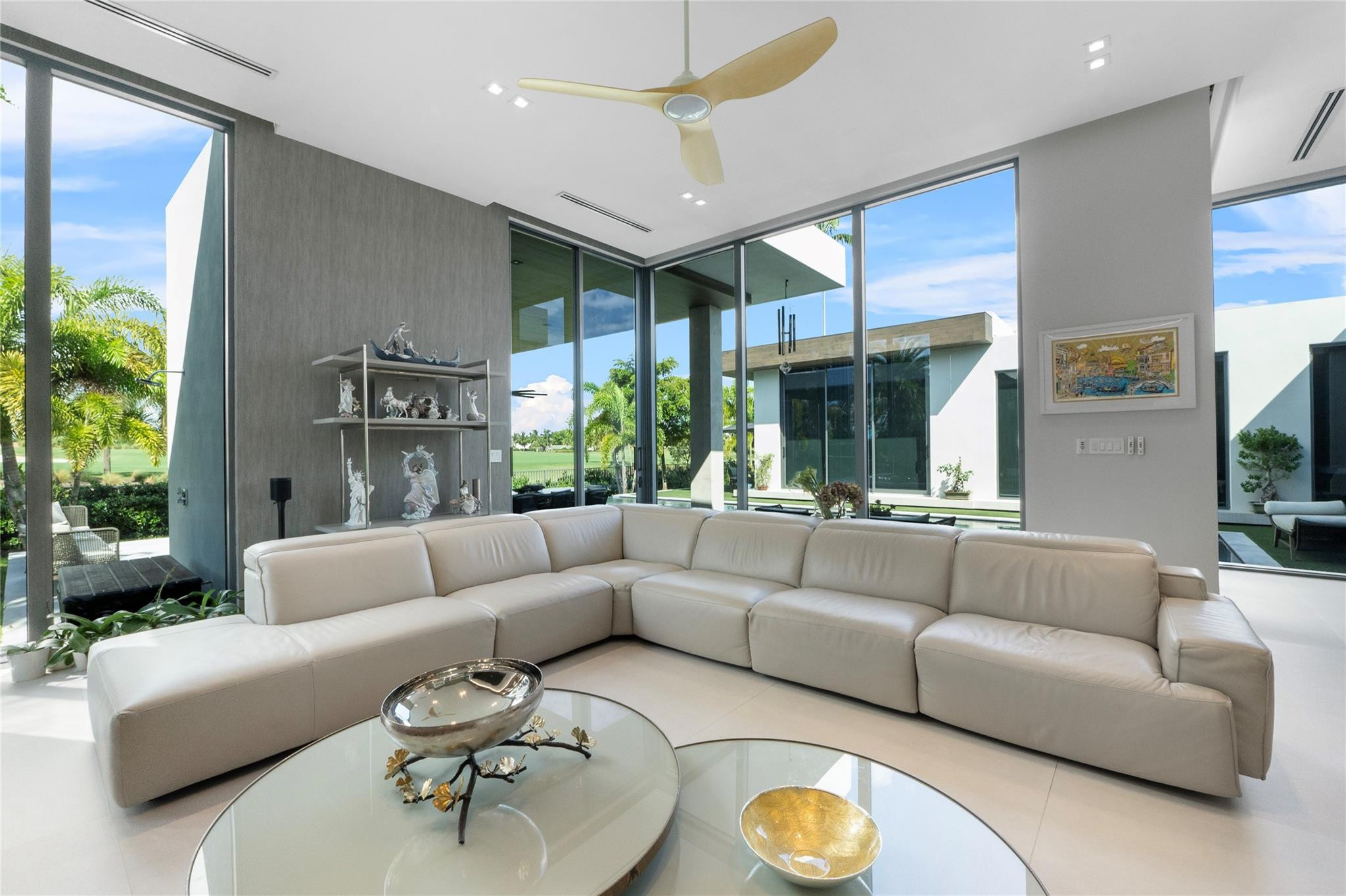 3917 Country Club Lane