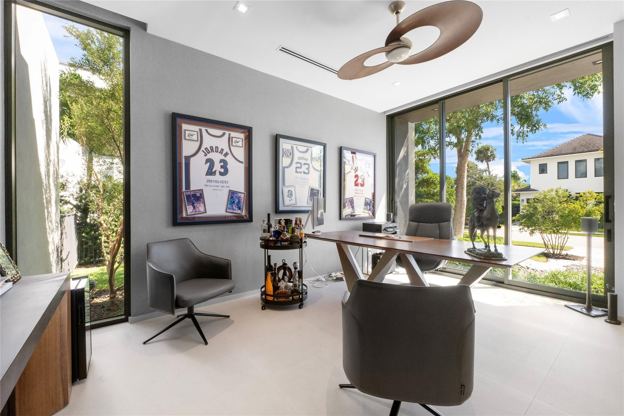 3917 Country Club Lane