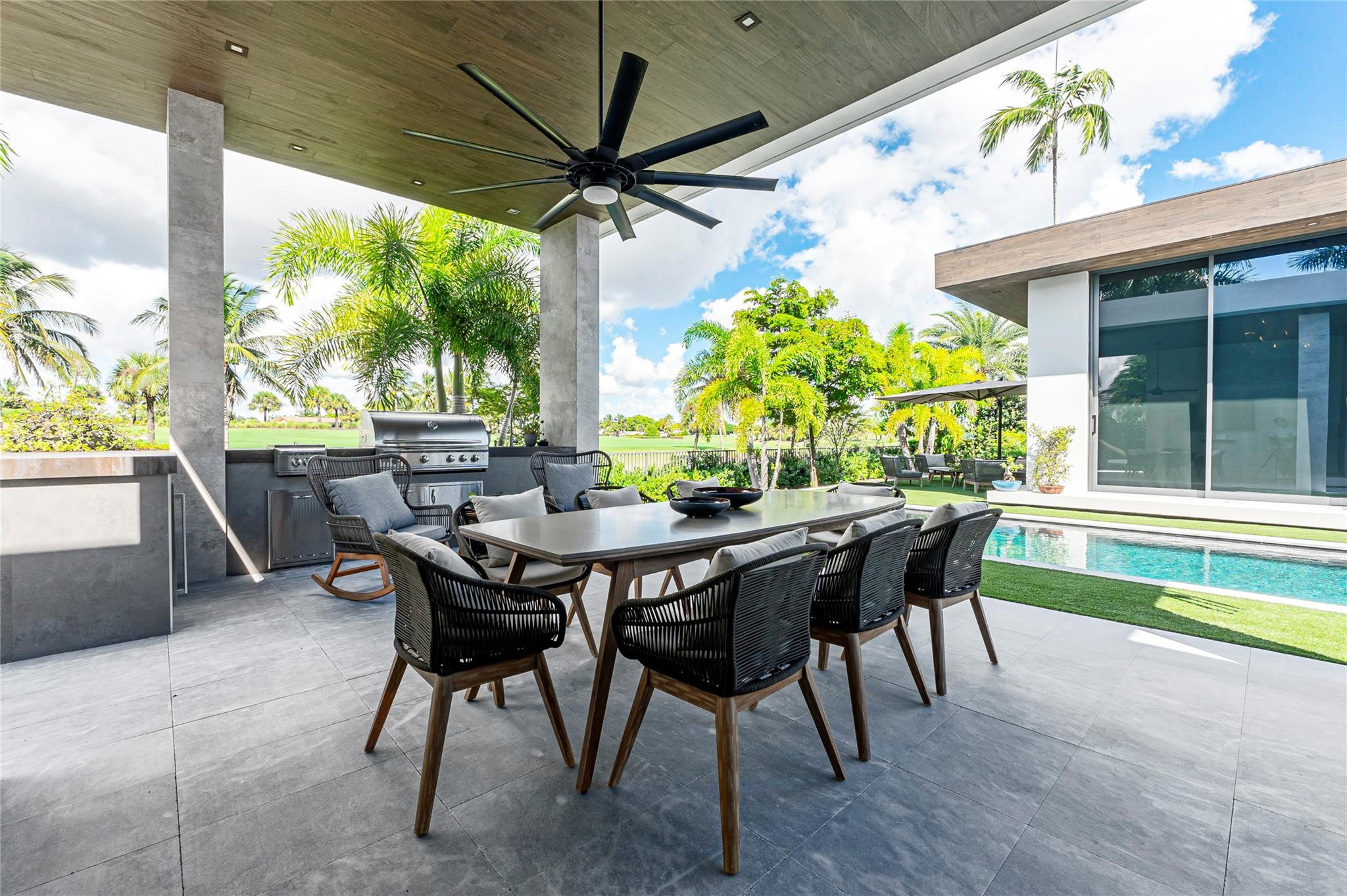 3917 Country Club Lane