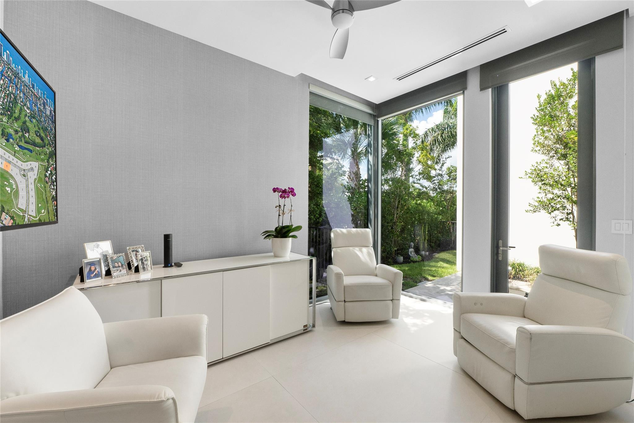 3917 Country Club Lane