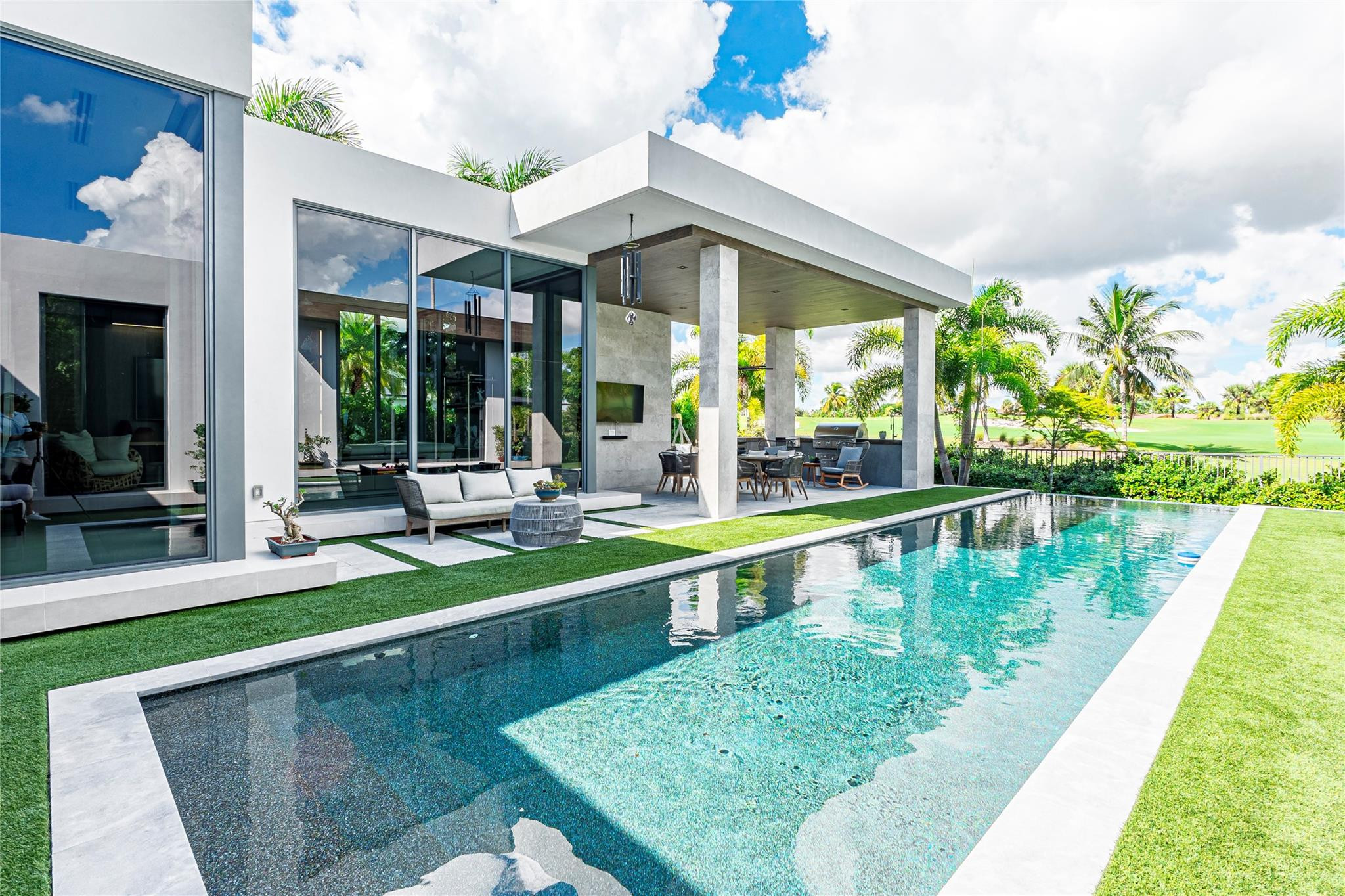 3917 Country Club Lane