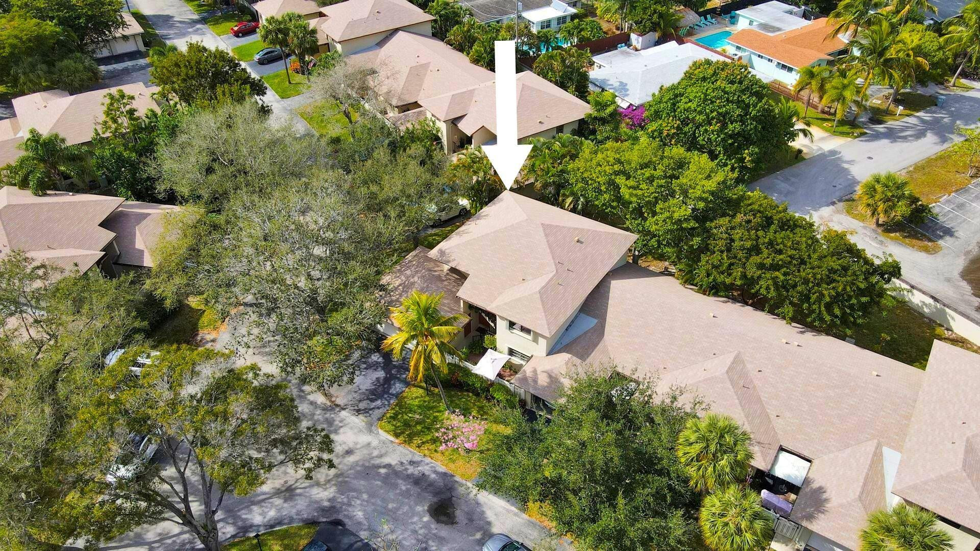 1821 NE 40th Court 307