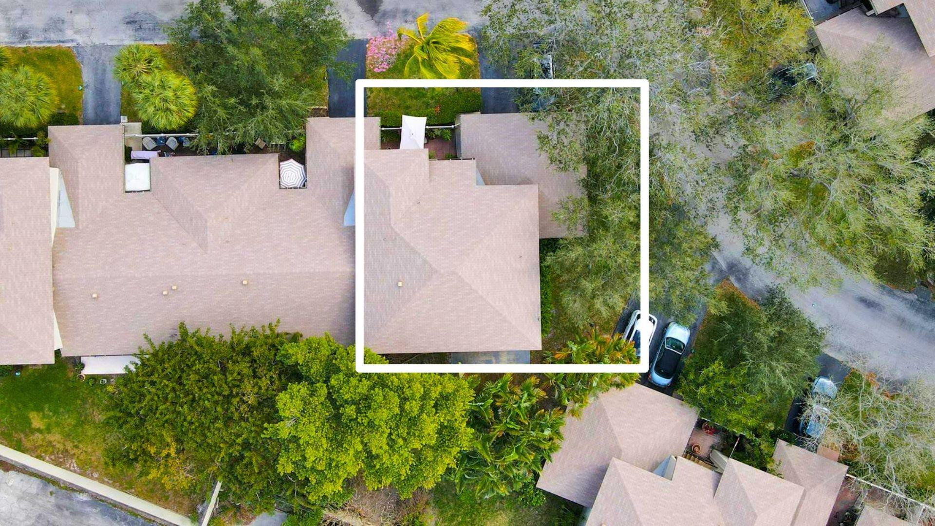 1821 NE 40th Court 307