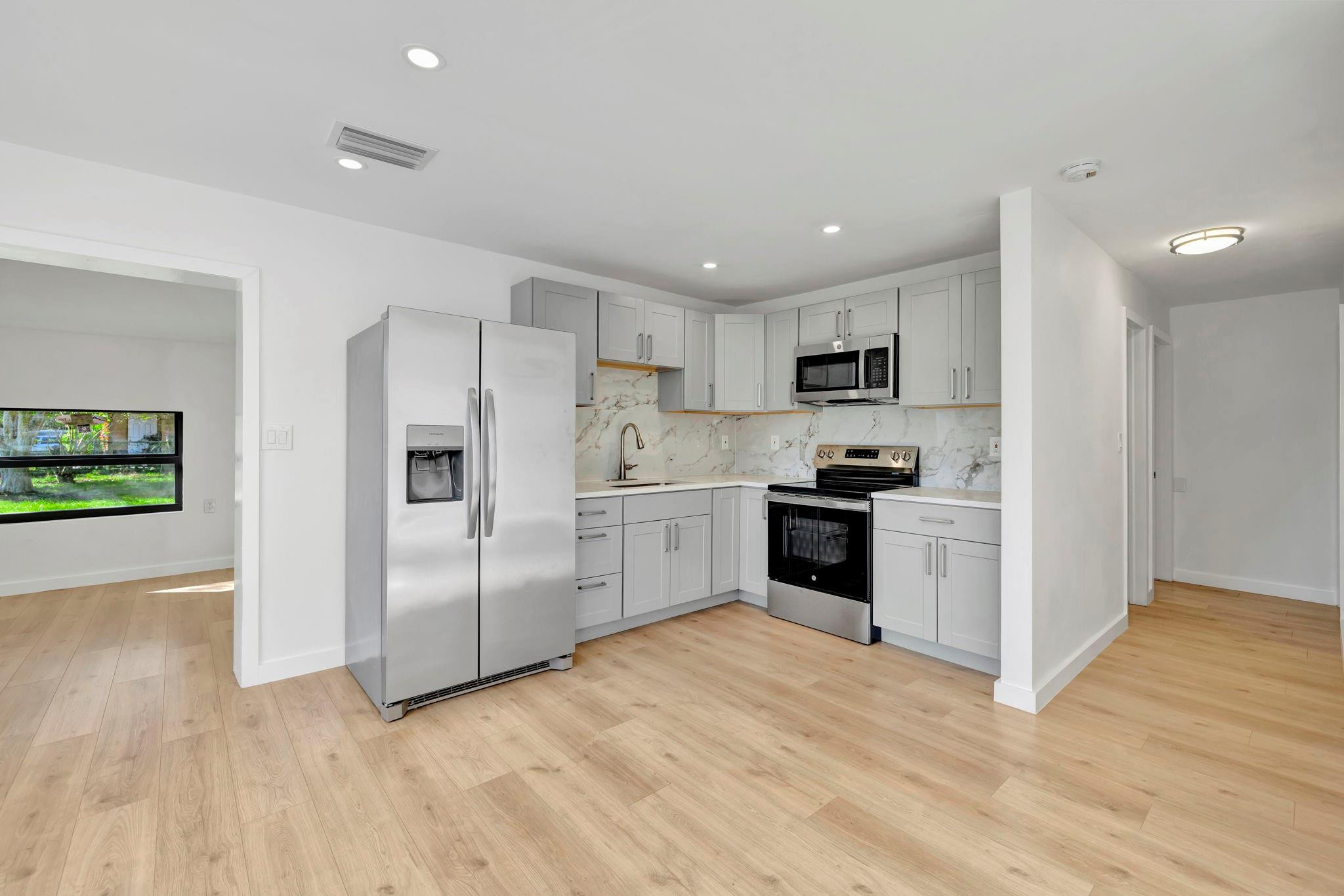 3404 Sloan Road