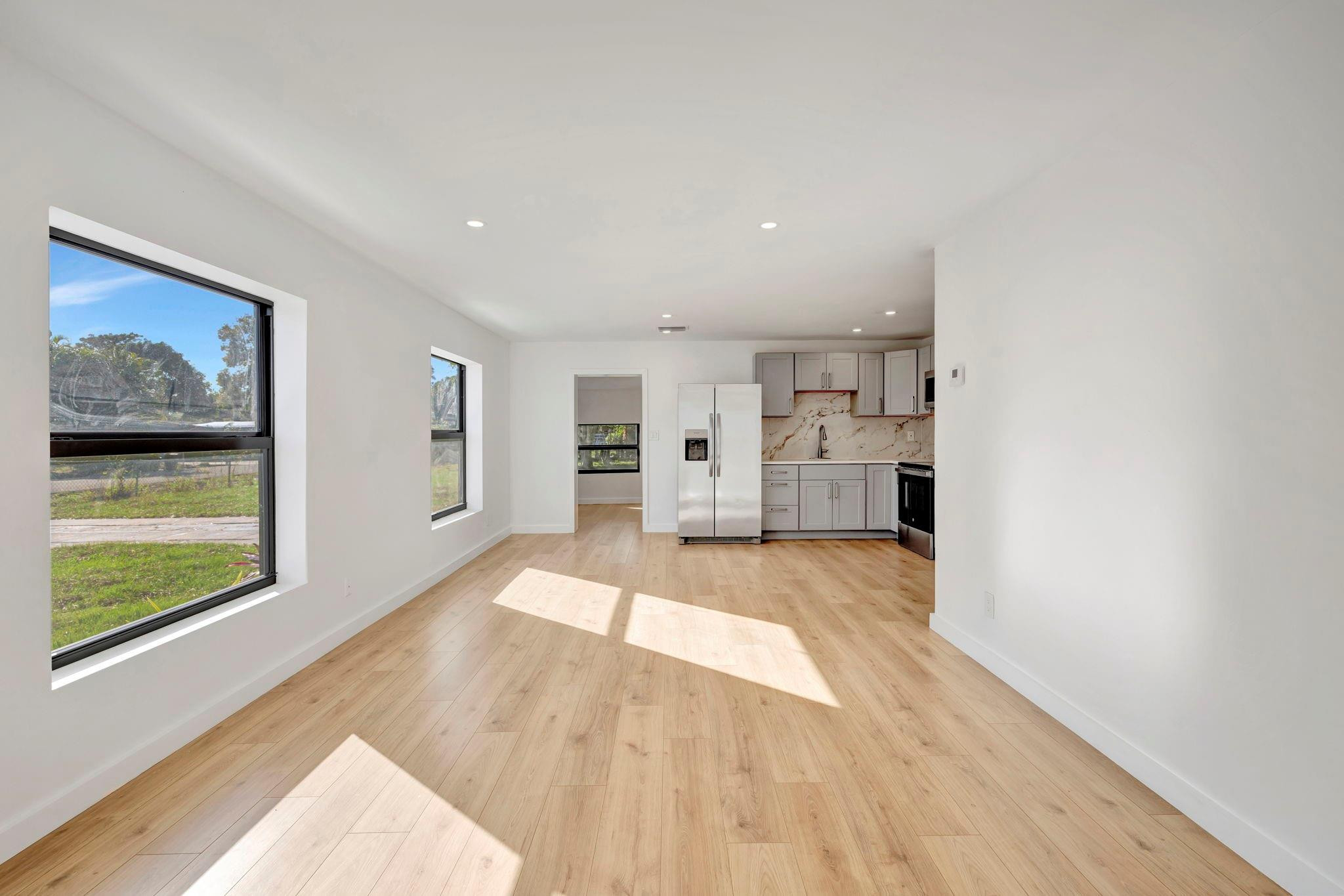 3404 Sloan Road