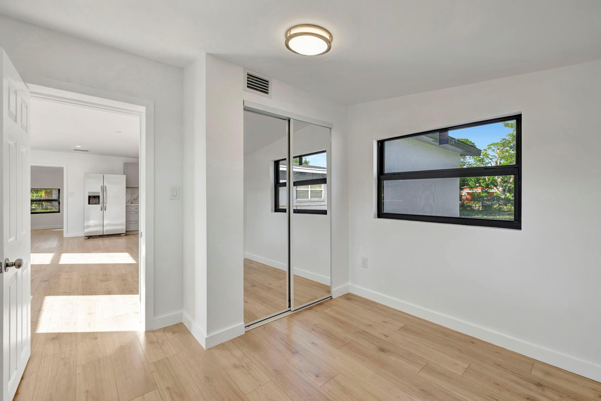 3404 Sloan Road