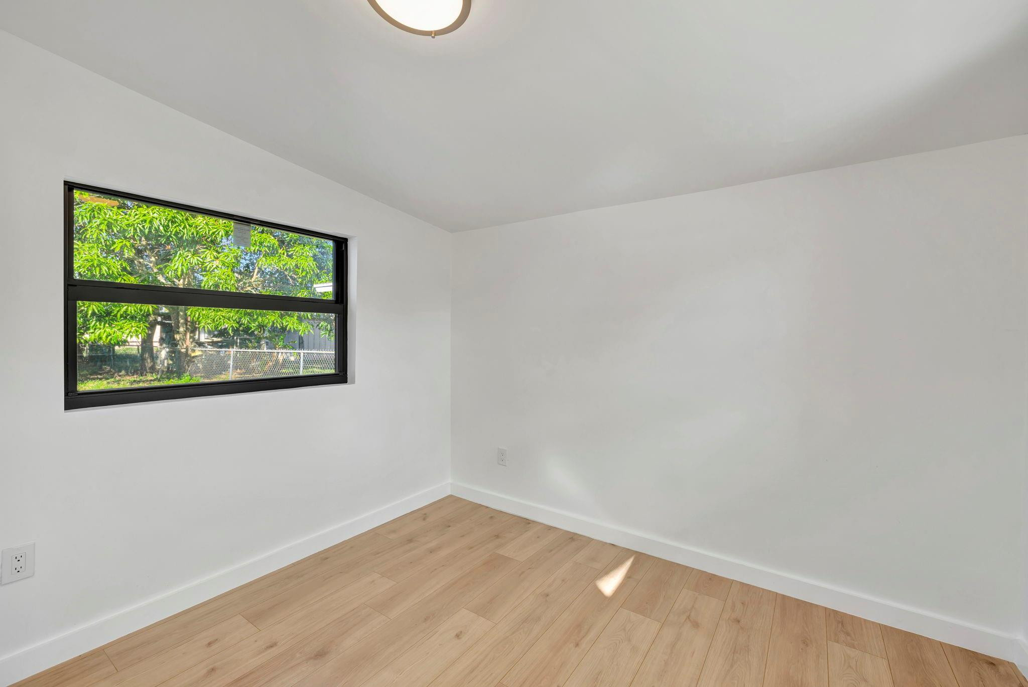 3404 Sloan Road