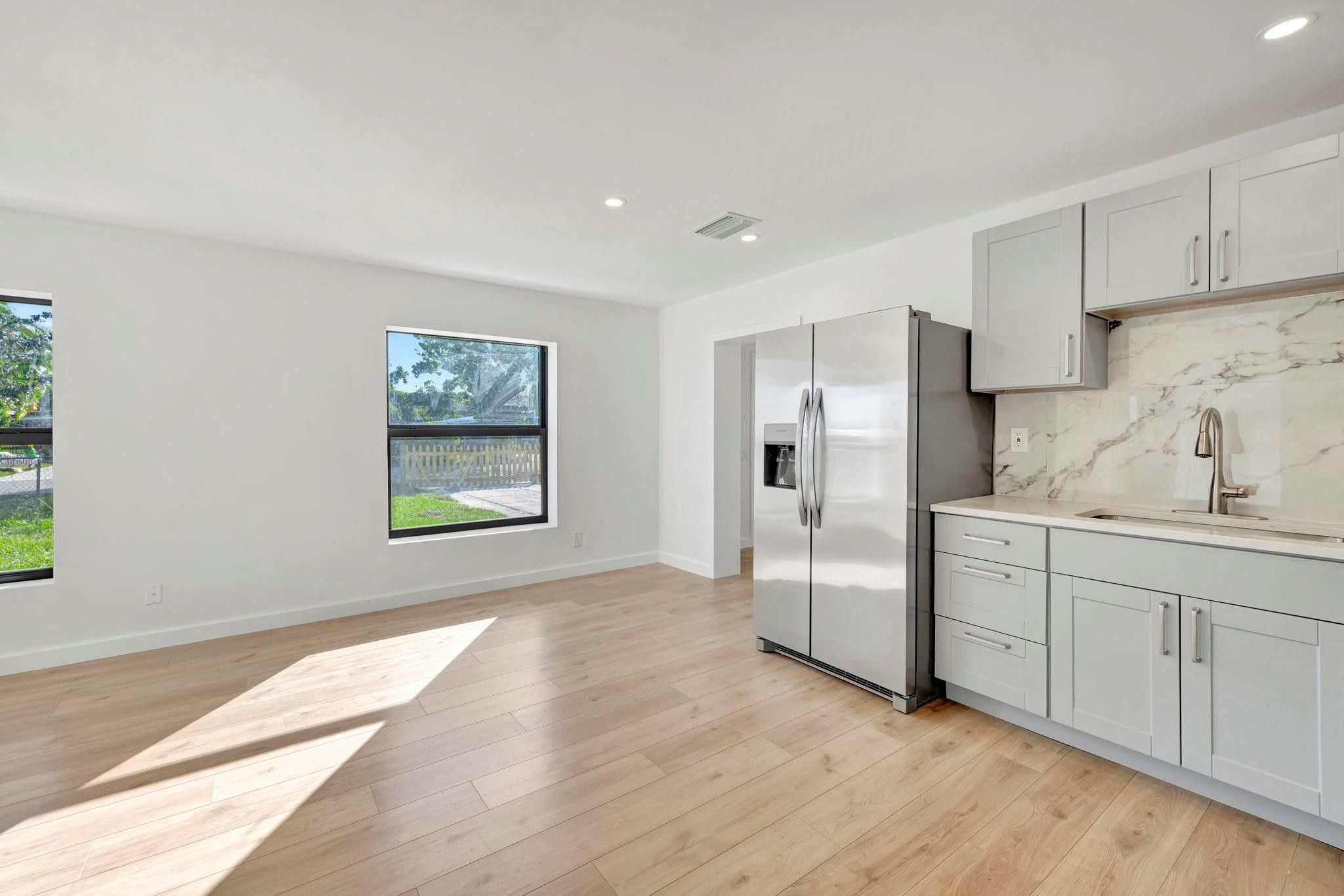 3404 Sloan Road