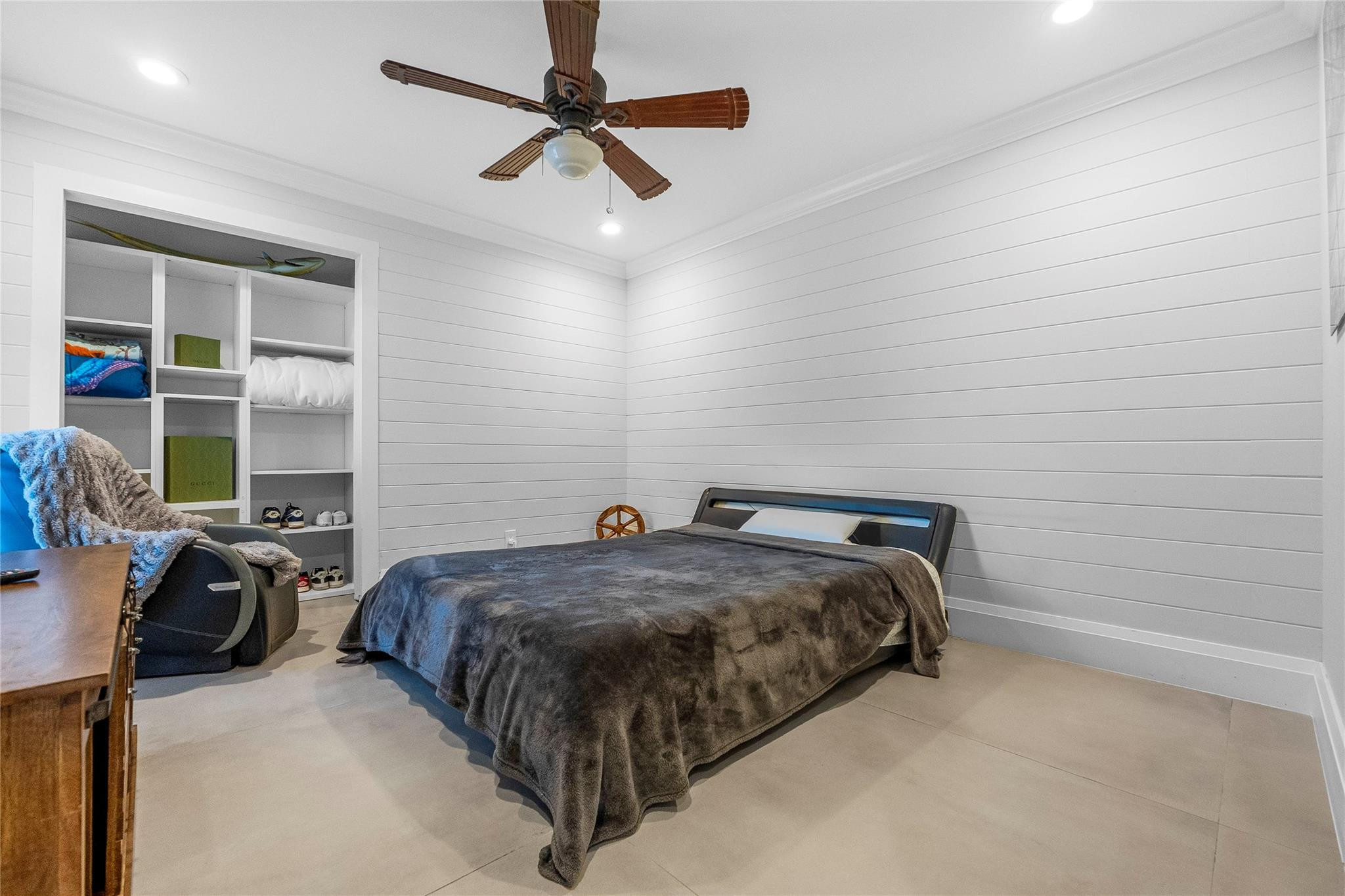 427 NW 112th Avenue