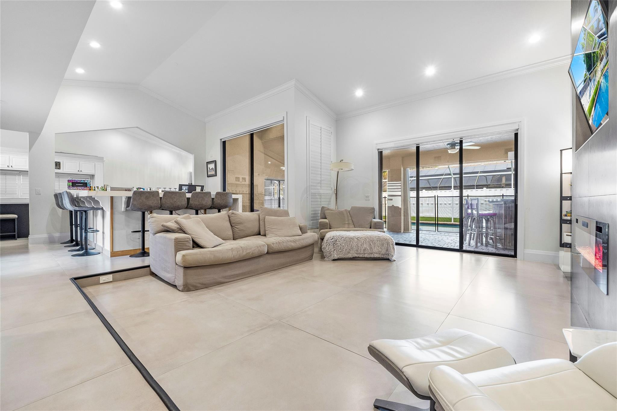 427 NW 112th Avenue
